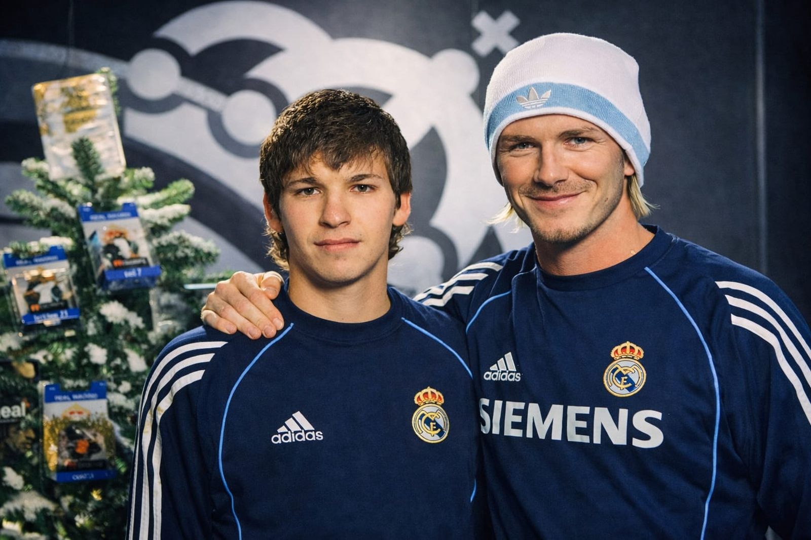 Rafael junto a David Beckham en su época merengue