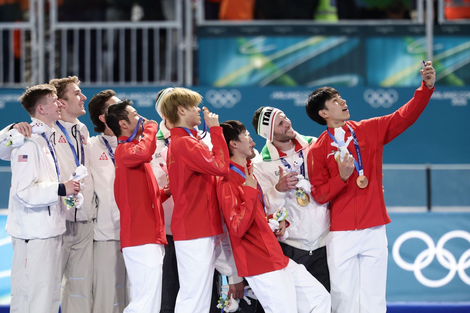 Las mejores fotos de los Juegos Olímpicos de invierno Milán Cortina d'Ampezzo 2026 | Jornada 12