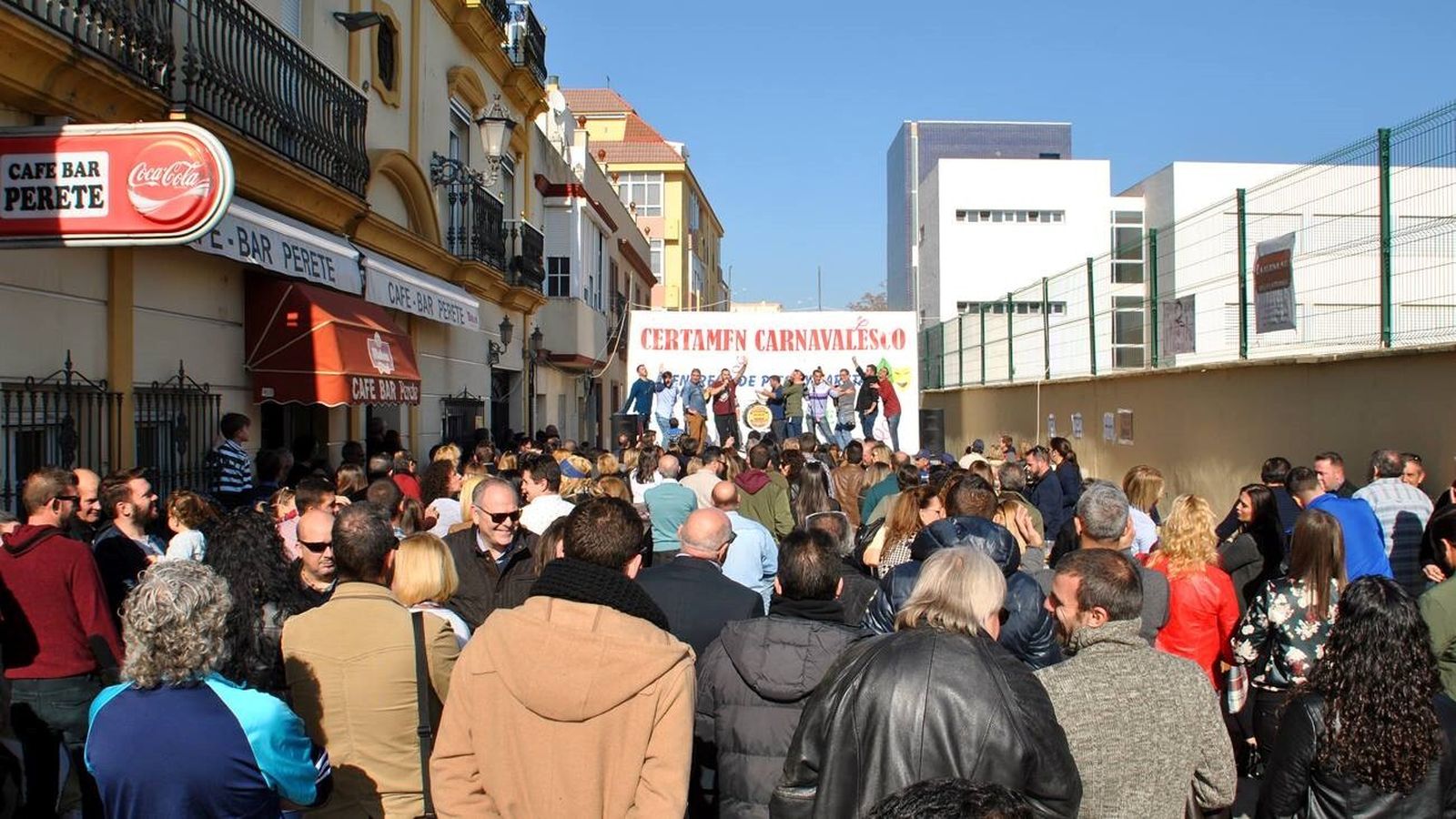 La peña Perete, durante las actuaciones que acompañan la entrega del Pito de Oro, en una imagen de archivo.