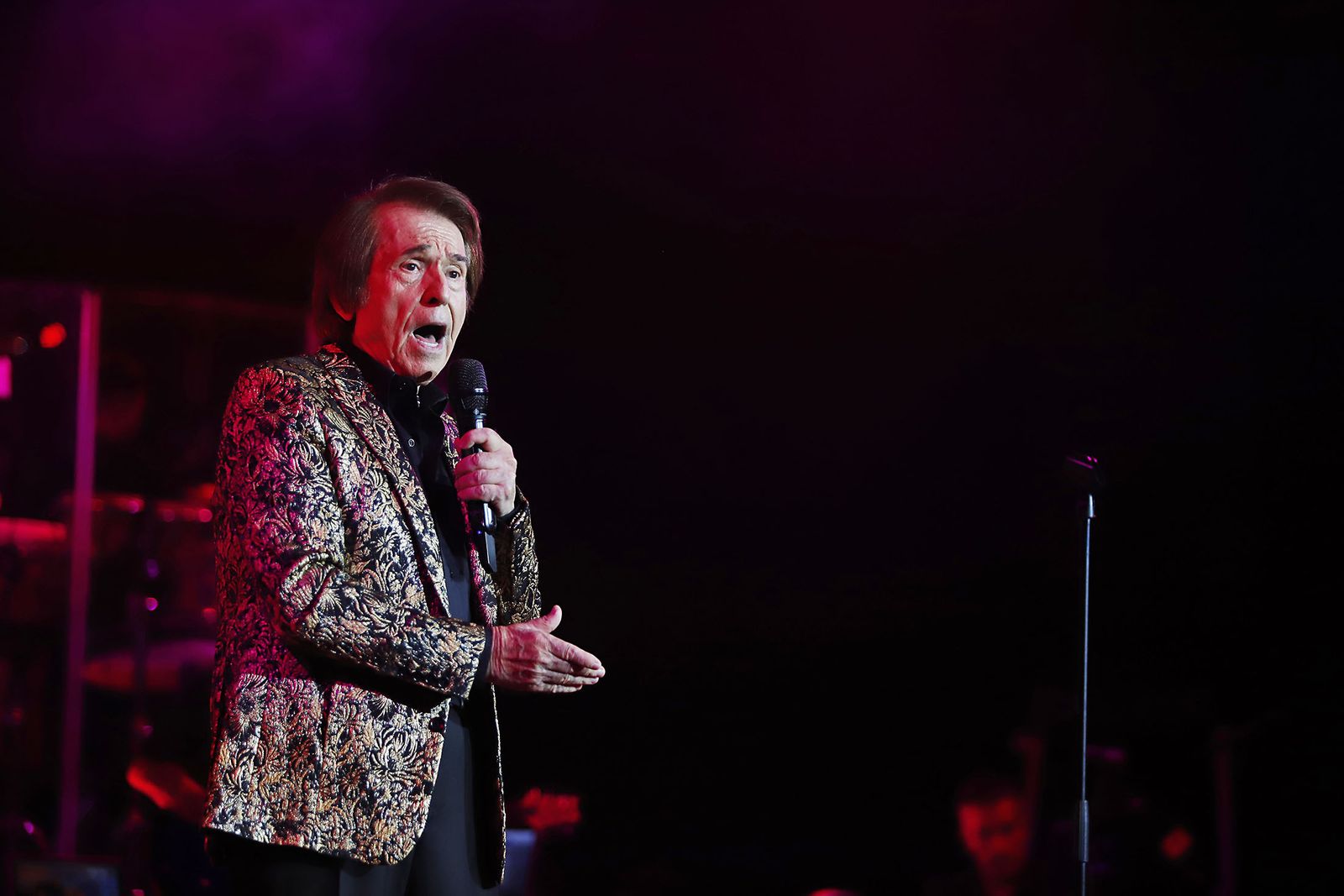 Imágenes del concierto de Rafael en el foro Iberoamericano de La Rábida