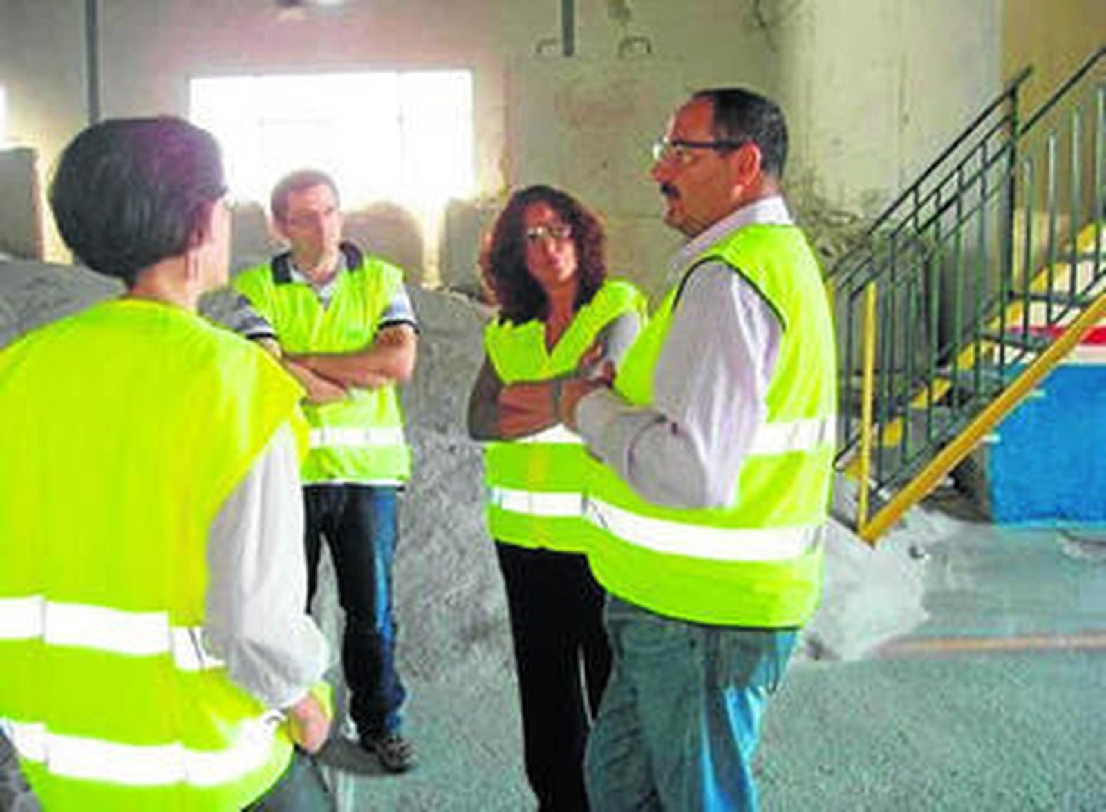 La delegada Sonia Rodríguez durante su visita a la empresa.