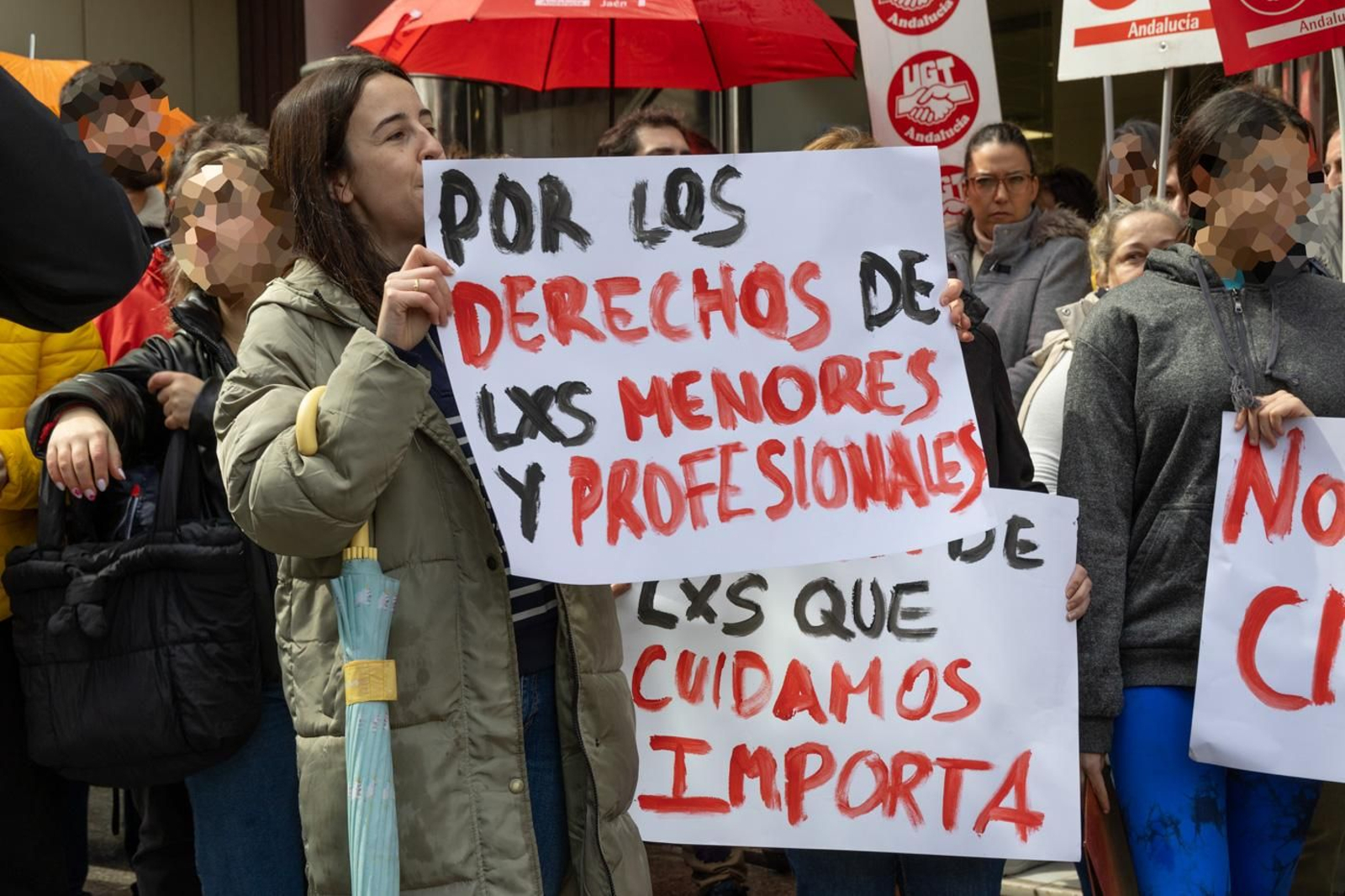 Concentración por la desprecarización del sector de protección y reforma de menores y minuto de silencio por la trabajadora social asesinada