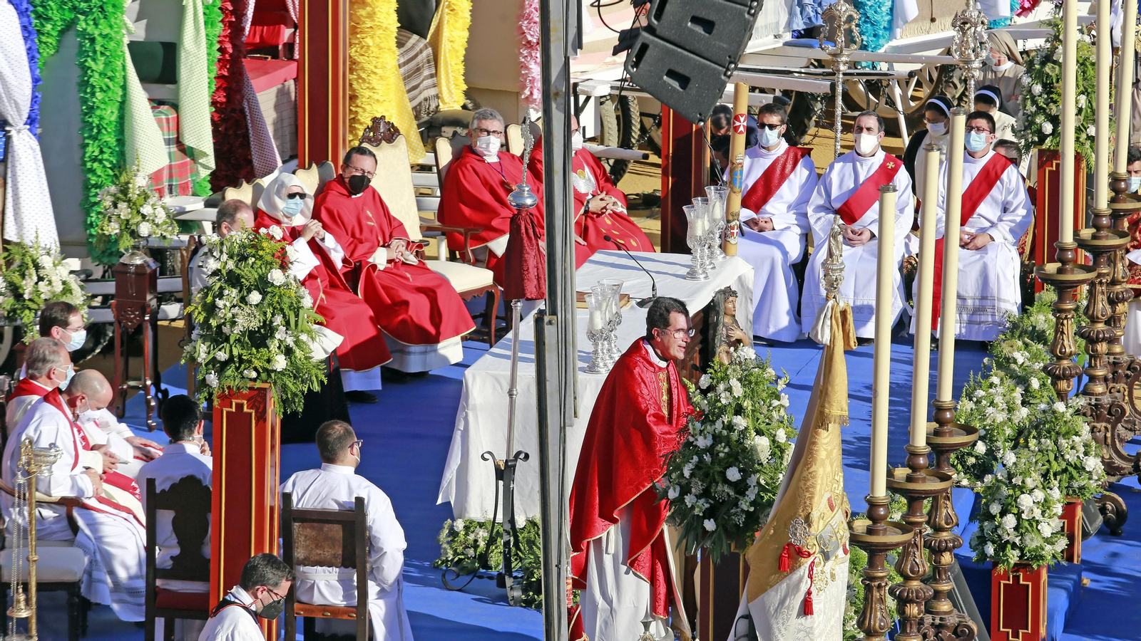 Imágenes de la Misa de Pentecostés en la Plaza de Toros de Jerez