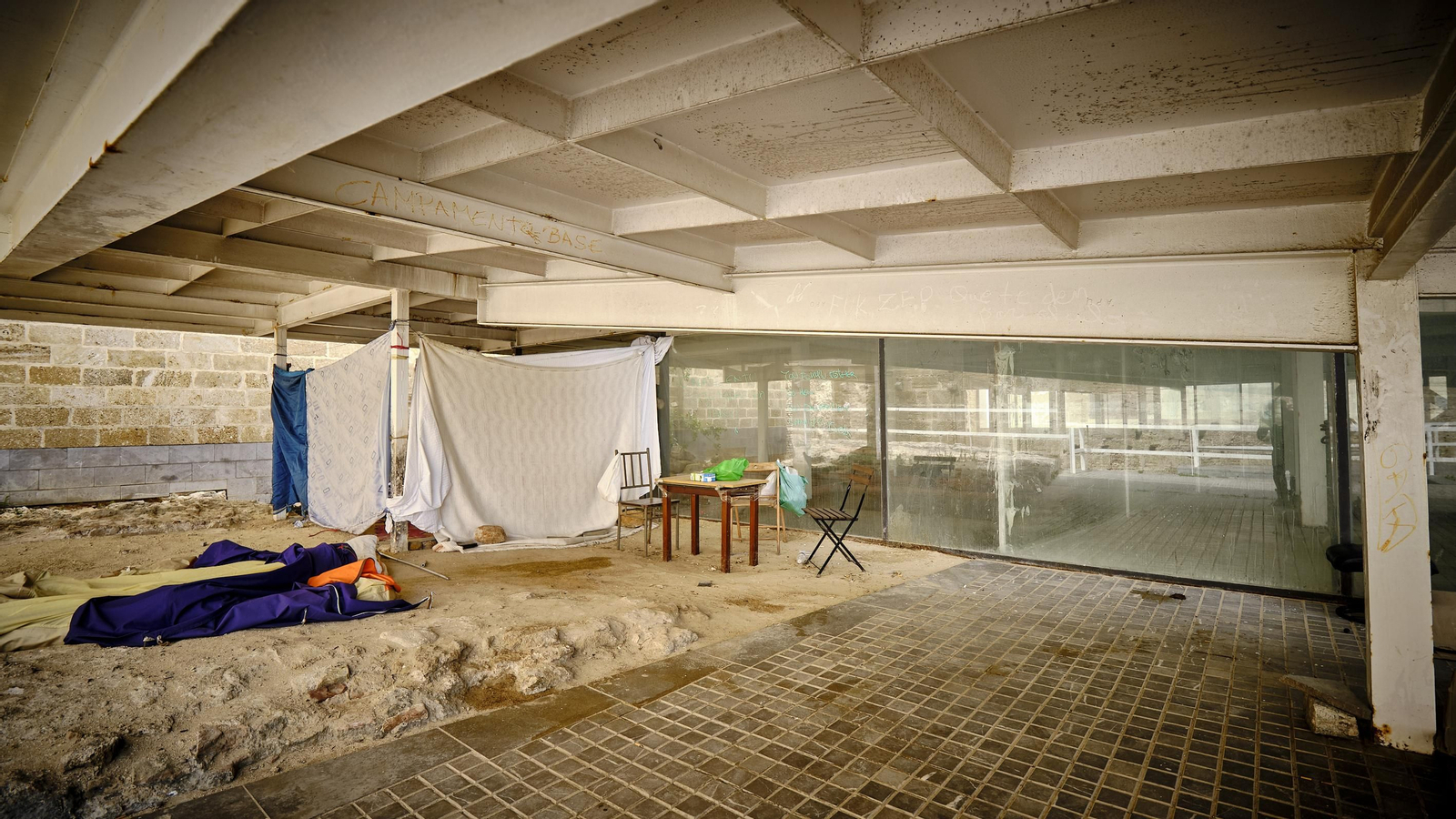 Acampada en la zona Entre Catedrales