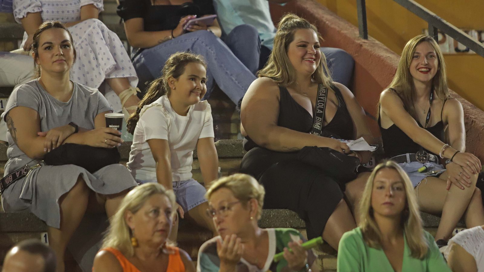 Ambiente en el concierto de Niña Pastori en Algeciras