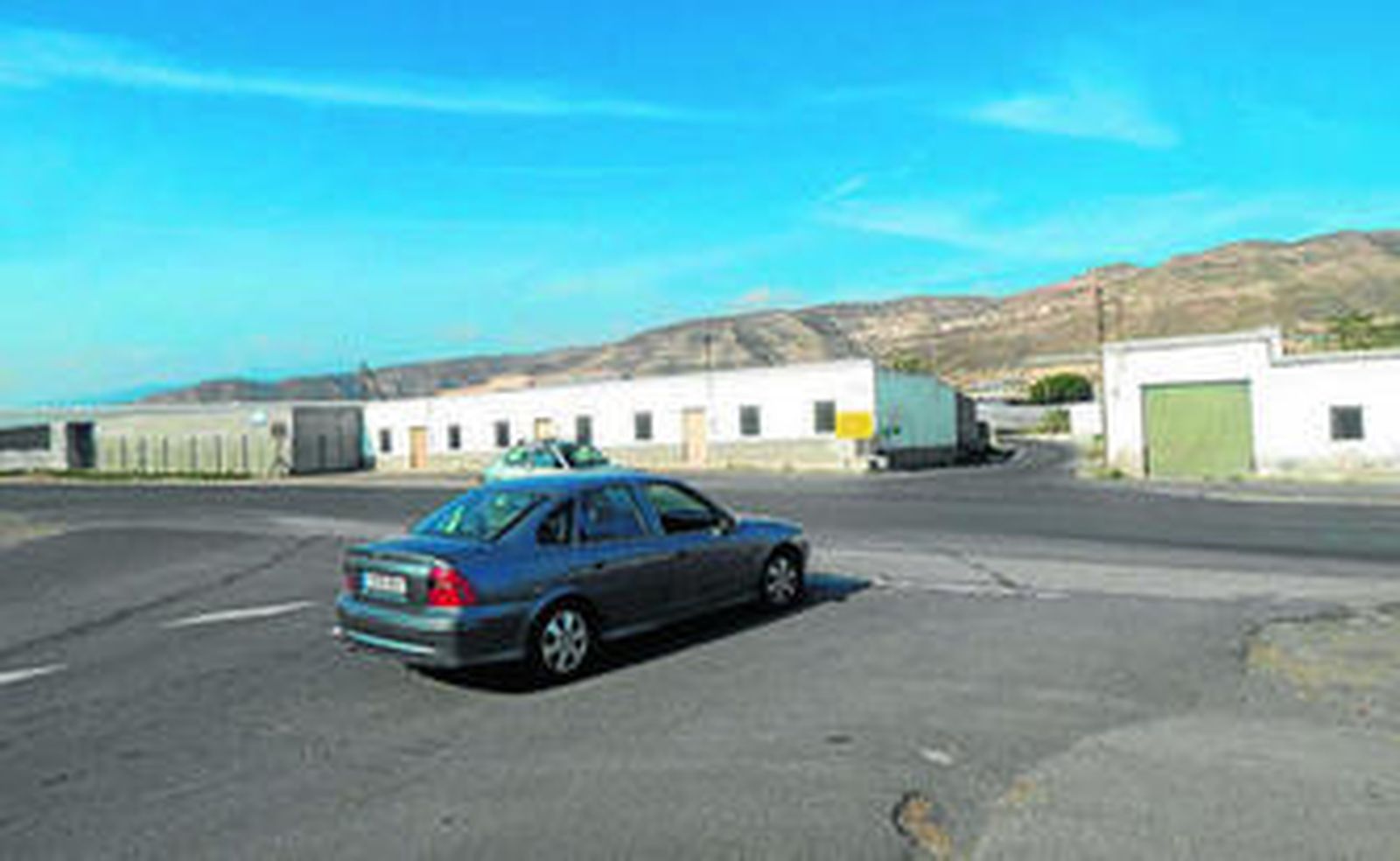 En este cruce de carreteras está previsto que se construya una rotonda con la que gestionar mejor el tráfico y aumentar la seguridad vial.