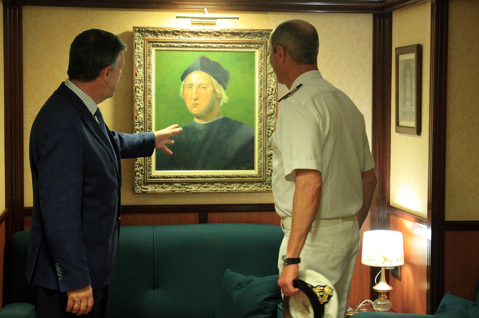 Imágenes de la Fragata Cristóbal Colón F-105