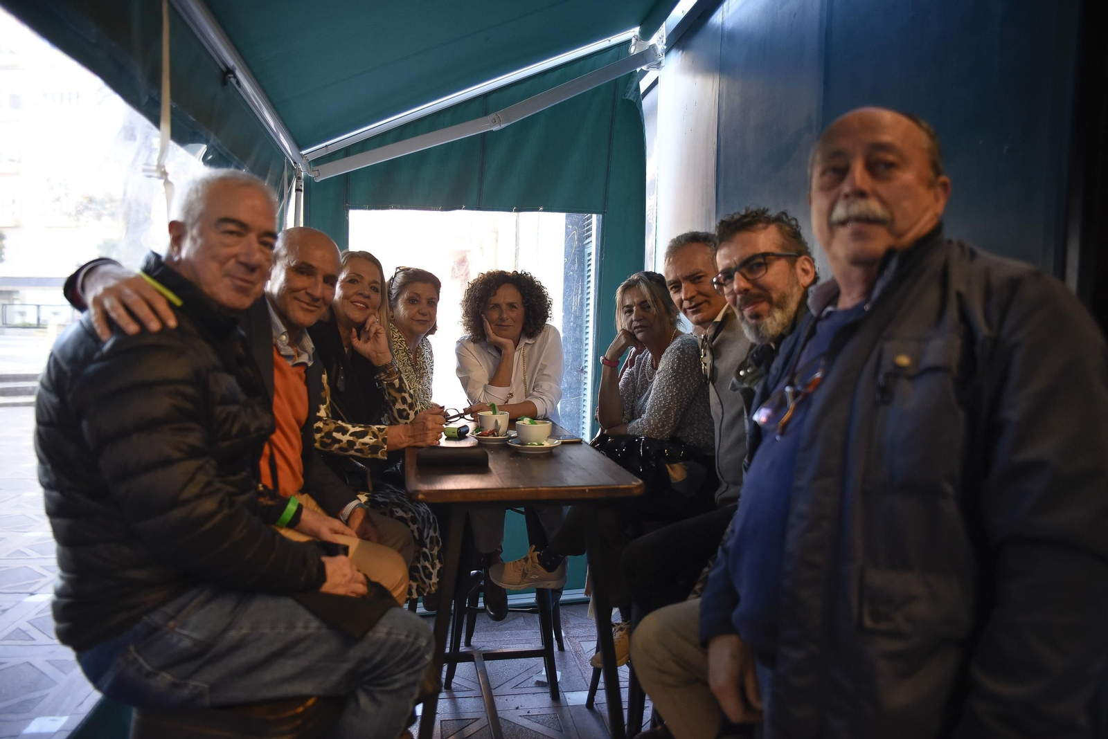 Búscate en las fotos del tardeo en el Día de la Constitución en La Línea