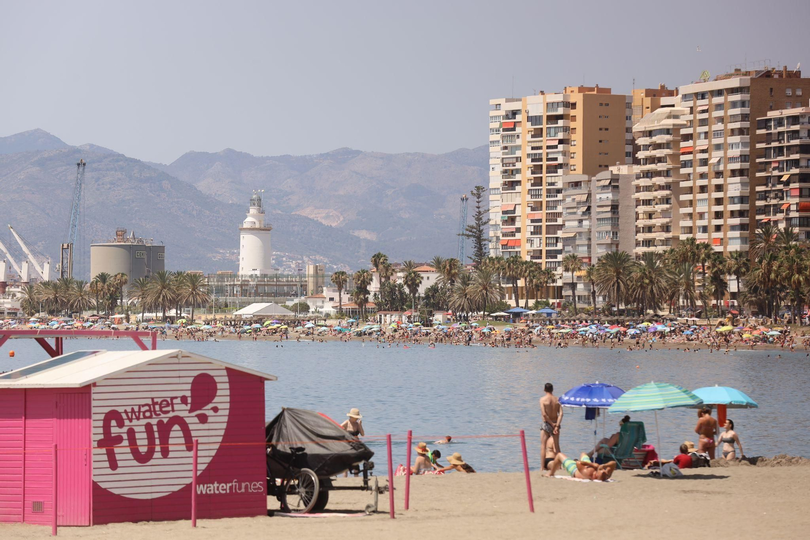 Lleno en las playas de Málaga