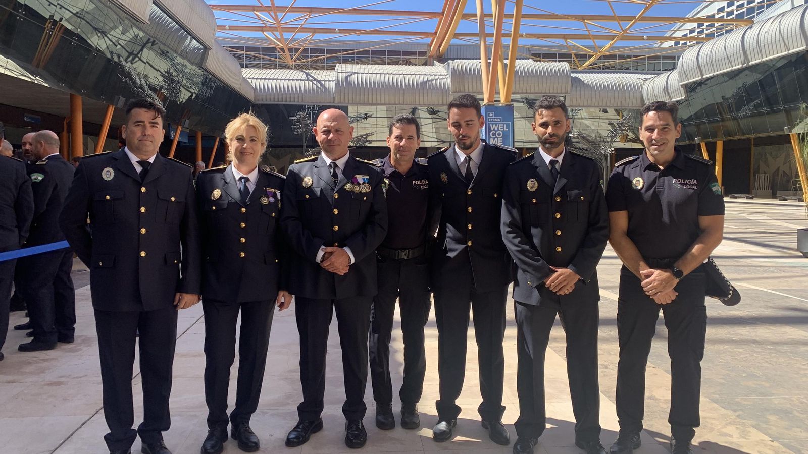 La policía retirada y sus familiares, también agentes, en activo. La policía retirada y sus familiares, también agentes, en activo.