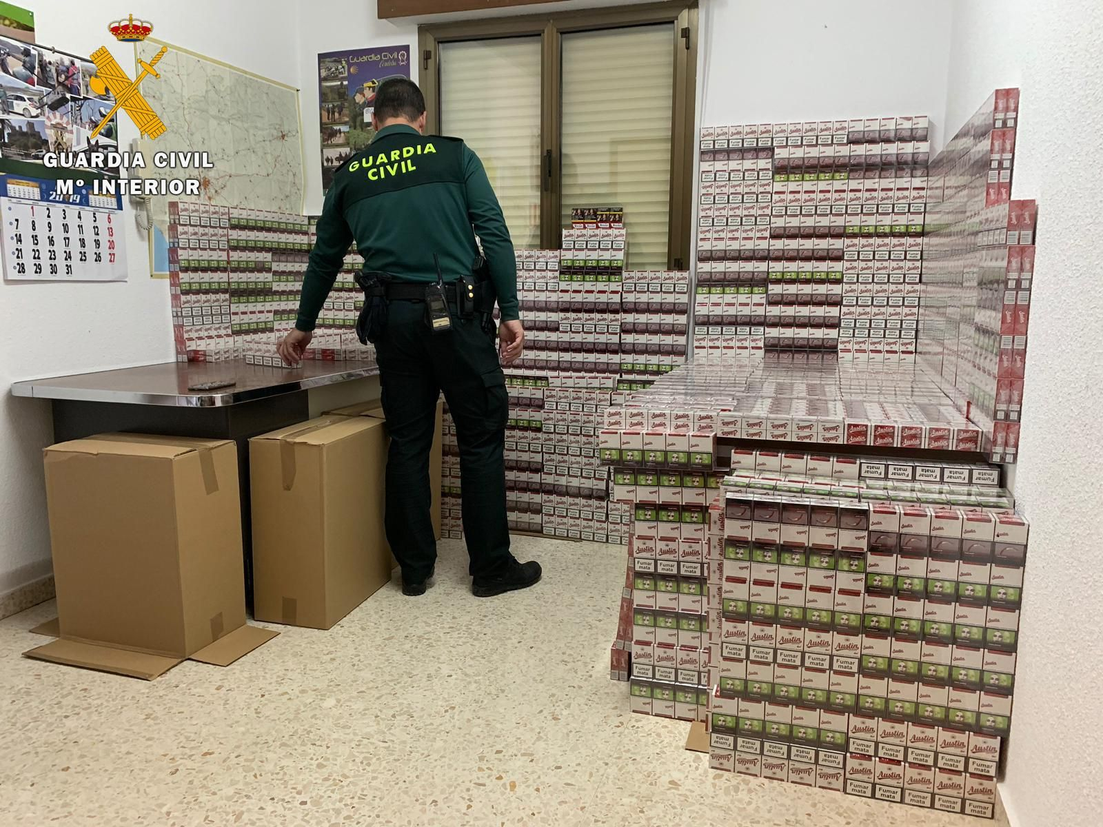 La Guardia Civil interviene a un vecino de Santaella más de 3.500 cajetillas de tabaco de contrabando