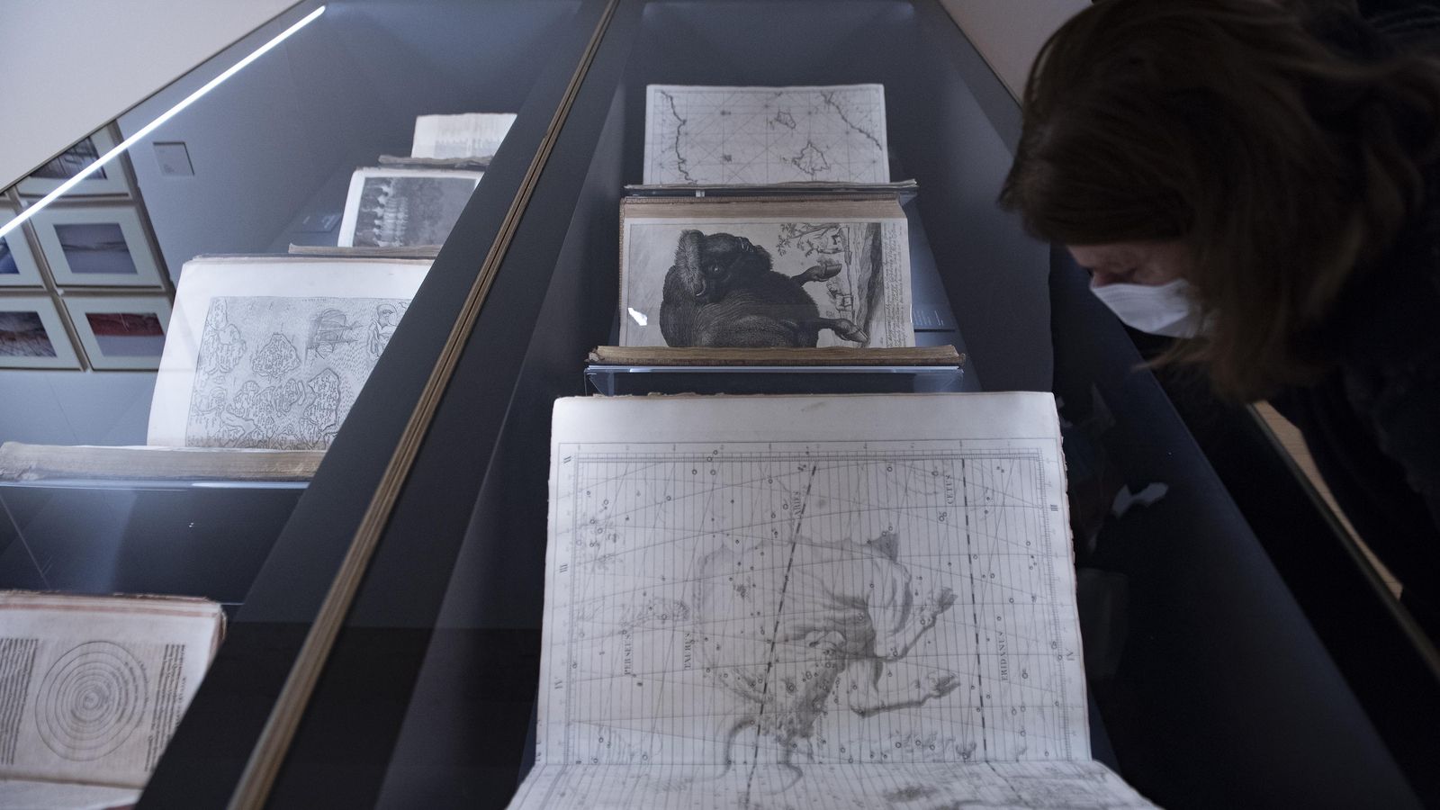 Libros de la exposición 'Imago Mundi'.