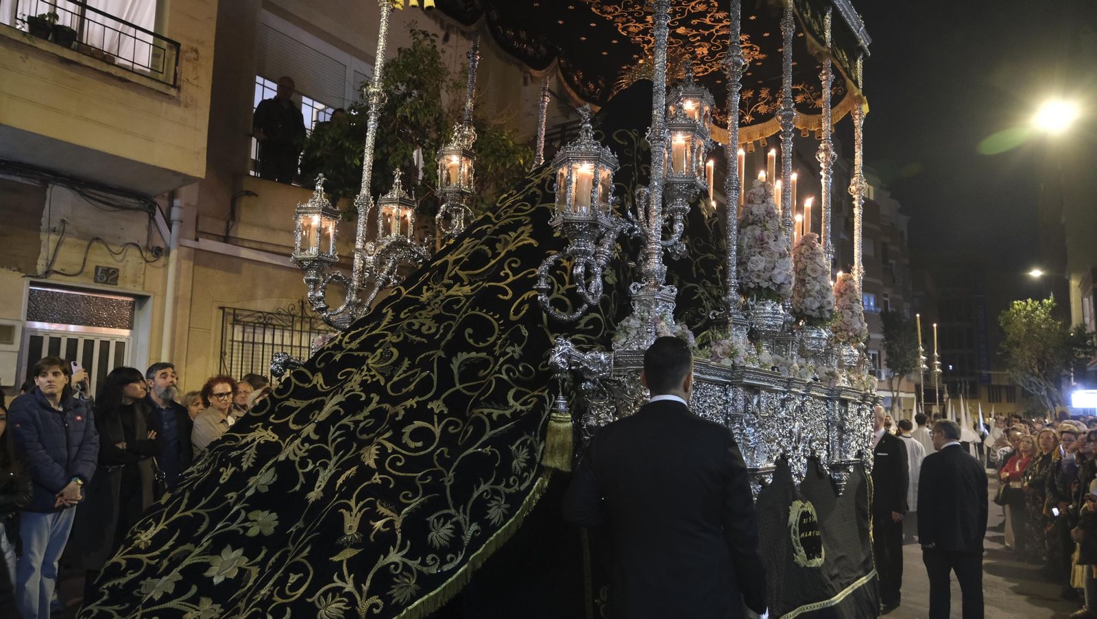 Silencio en la Semana Santa de Almería 2025
