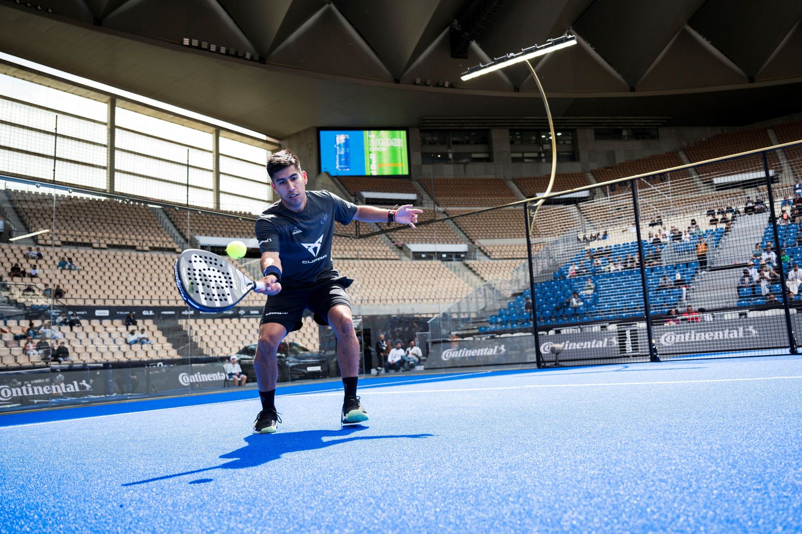 Las mejores fotos de la tercera jornada de pádel en el Estadio de la Cartuja