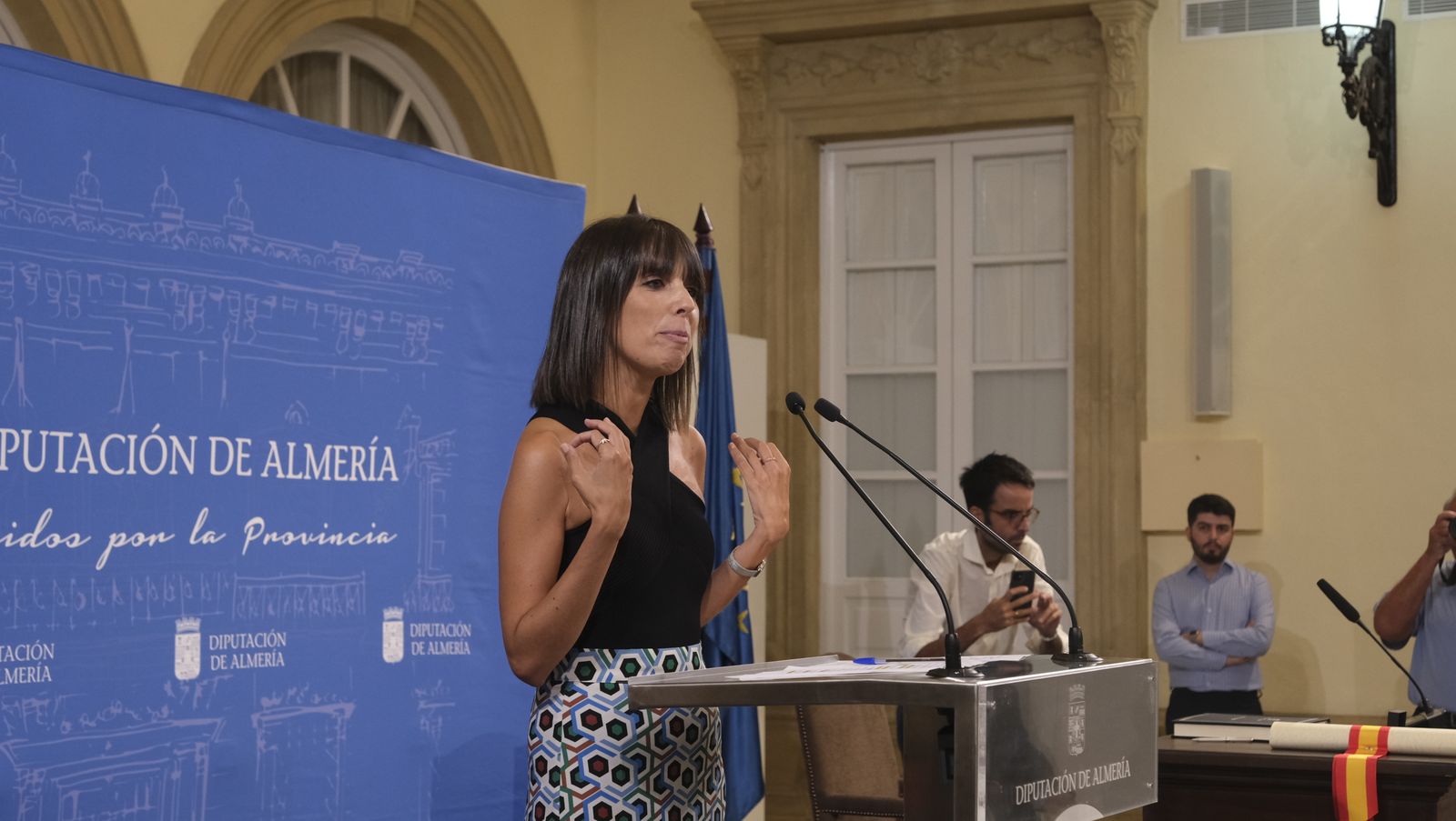 Imágenes de la entrega del Escudo de Oro de la Diputación de Almería a Ambrosio Sánchez