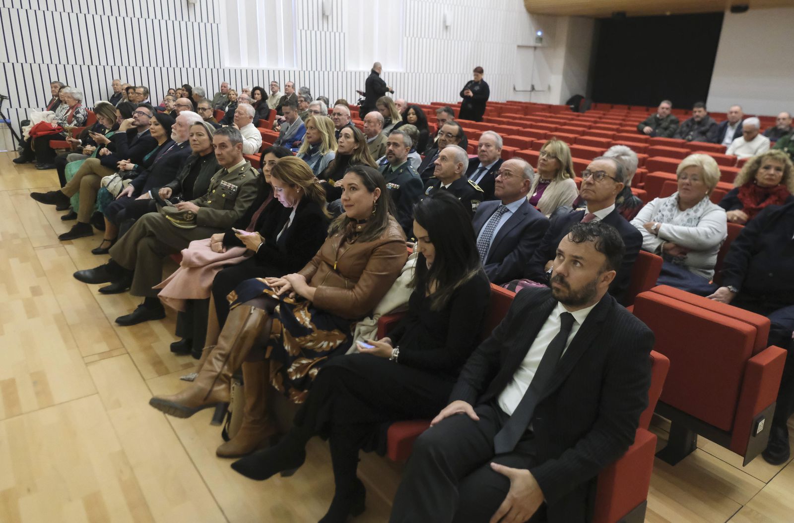 La entrega de medallas extraordinarias de las Peñas de Córdoba, en fotografías