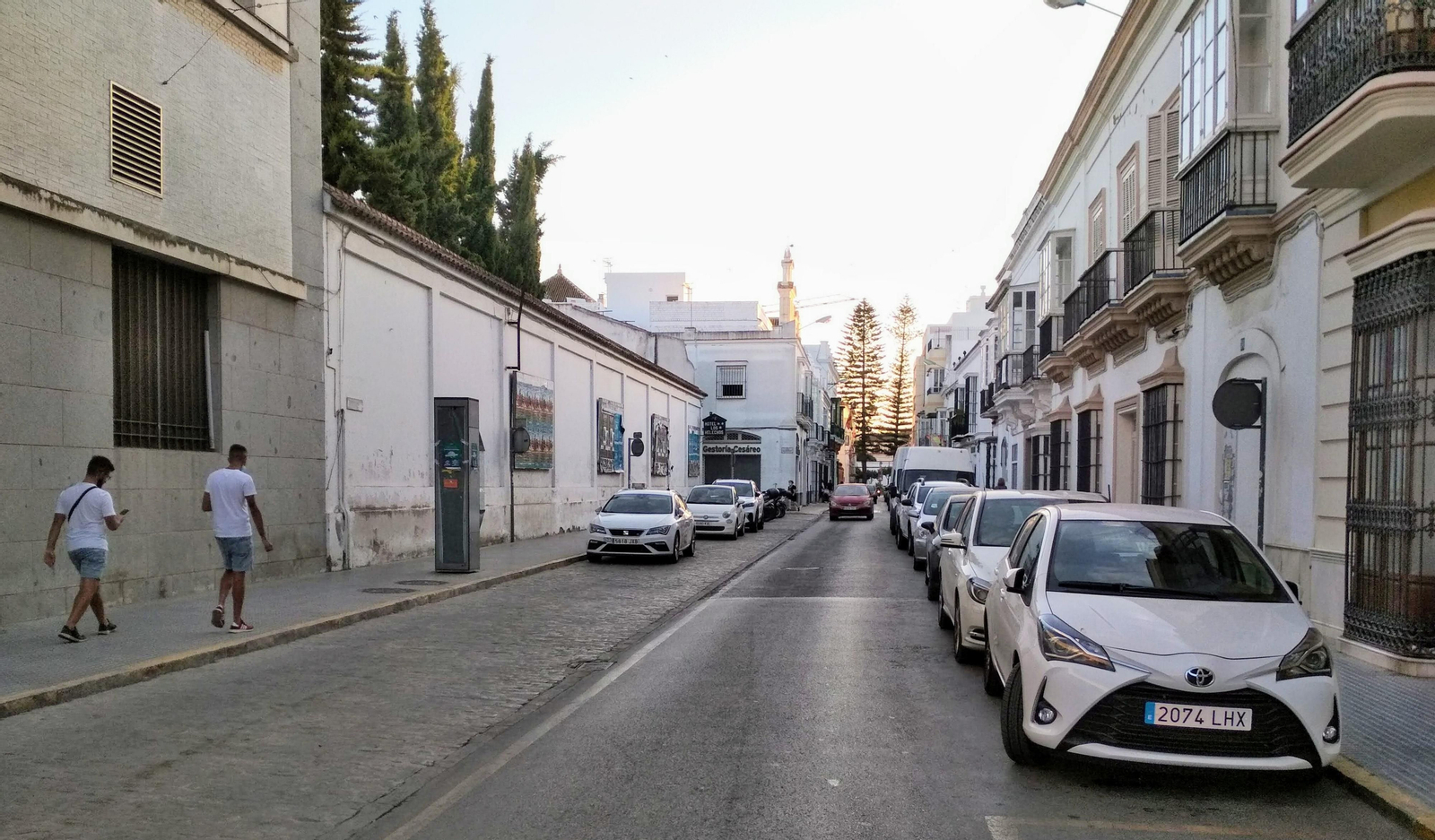 En Sanlúcar se ejecutará el proyecto denominado Entre Plazas en este tramo de la céntrica calle San Juan.