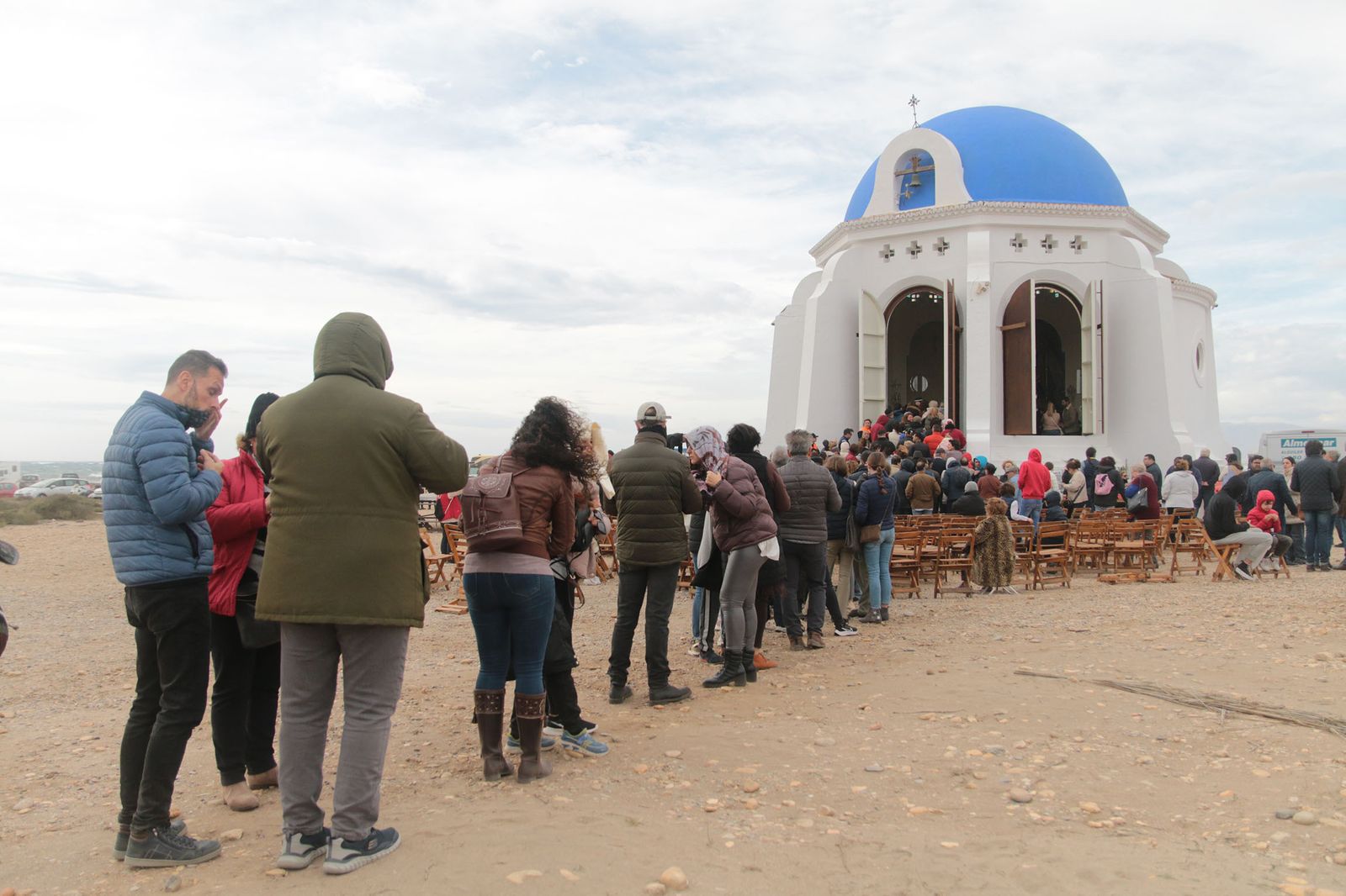 Miles de almerienses acuden a Torregarcía en la Romería de la Virgen del Mar