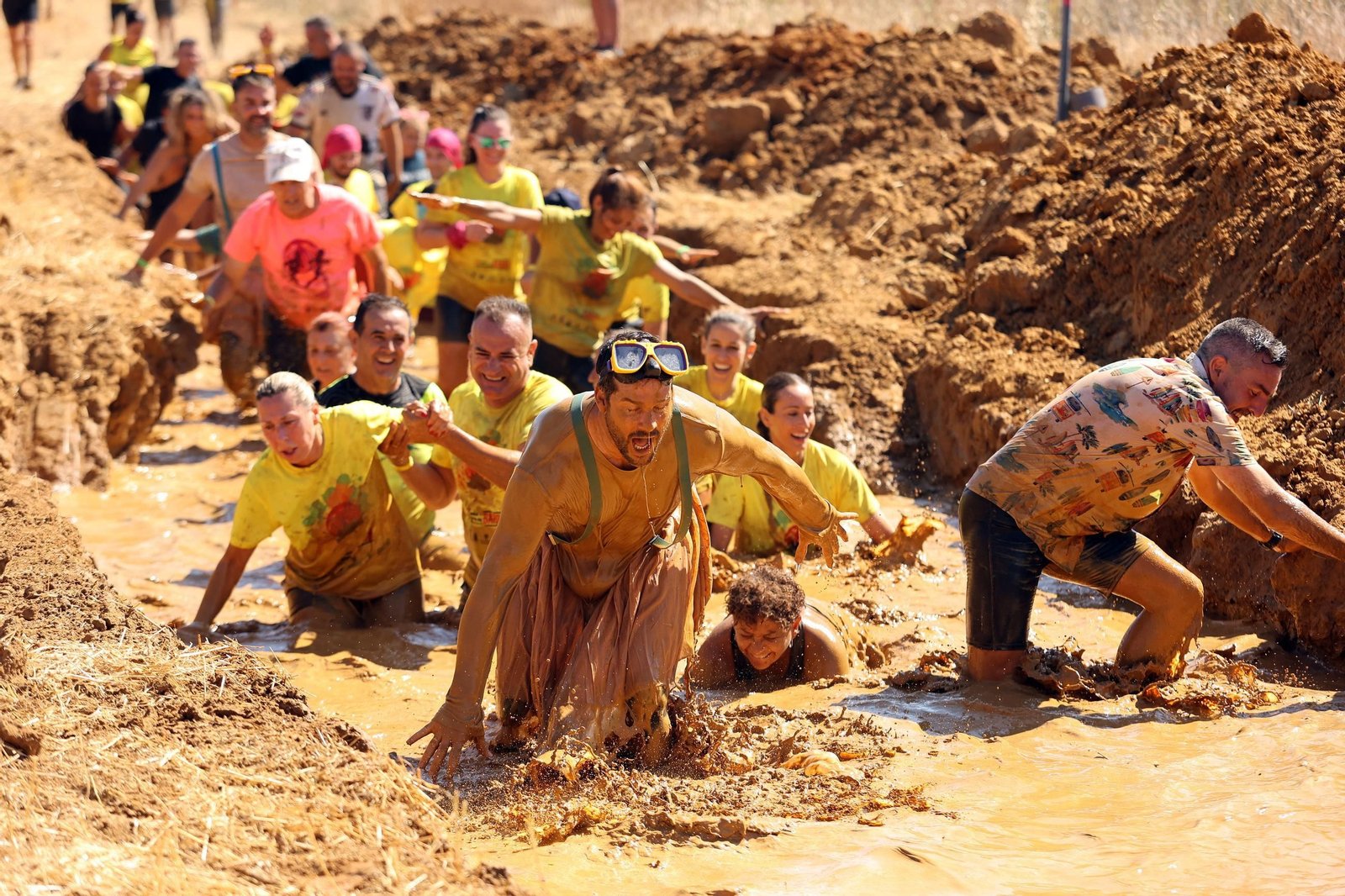 Búscate en la VII Carrera del Barro en La Barca