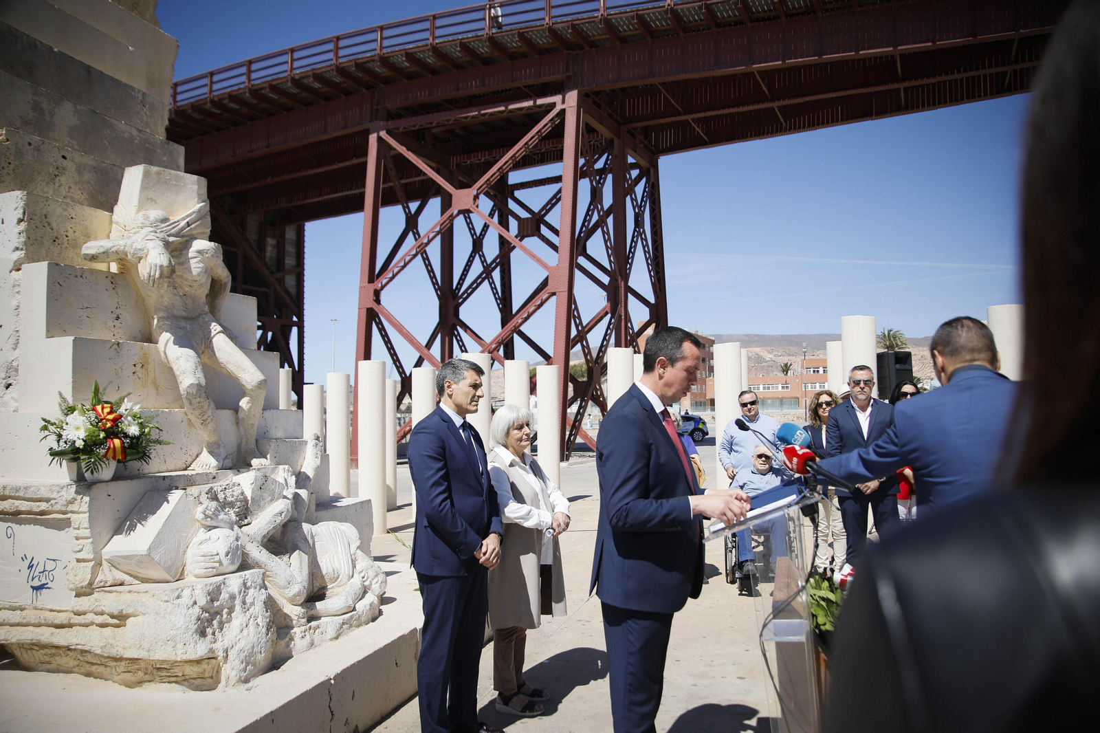 Acto de conmemoración a las víctimas del campo de concentración nazi de Mathausen, en imágenes