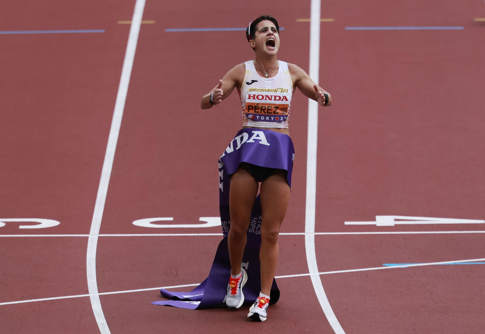 Las mejores imágenes del nuevo oro de María Pérez