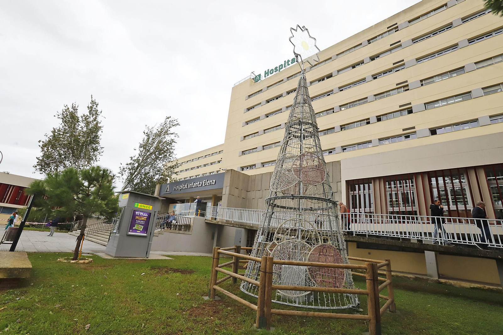 Imágenes del funcionamiento del Hospital de Día del Infanta Elena de Huelva