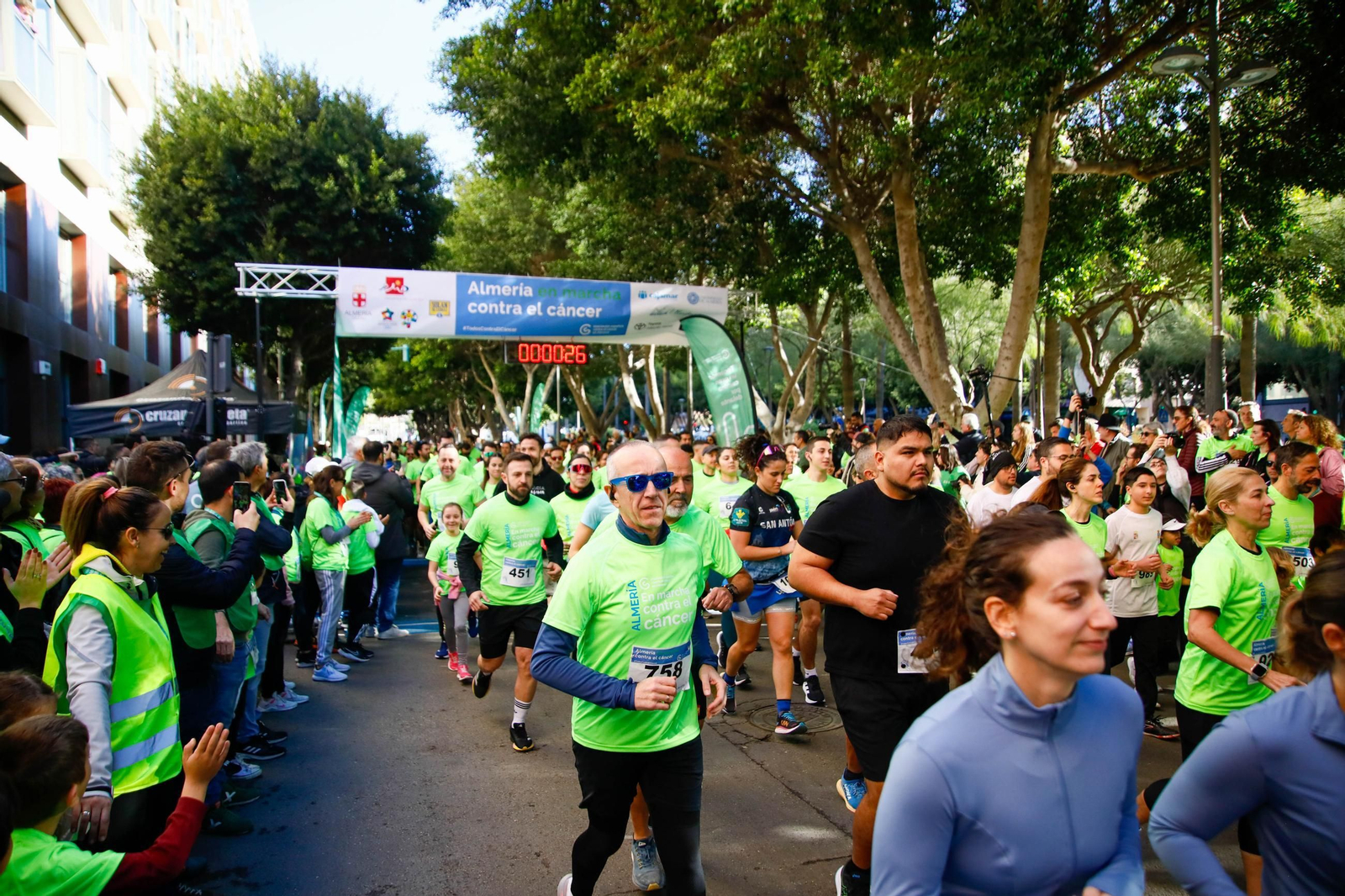 Imágenes de la Carrera contra el Cáncer de Almería