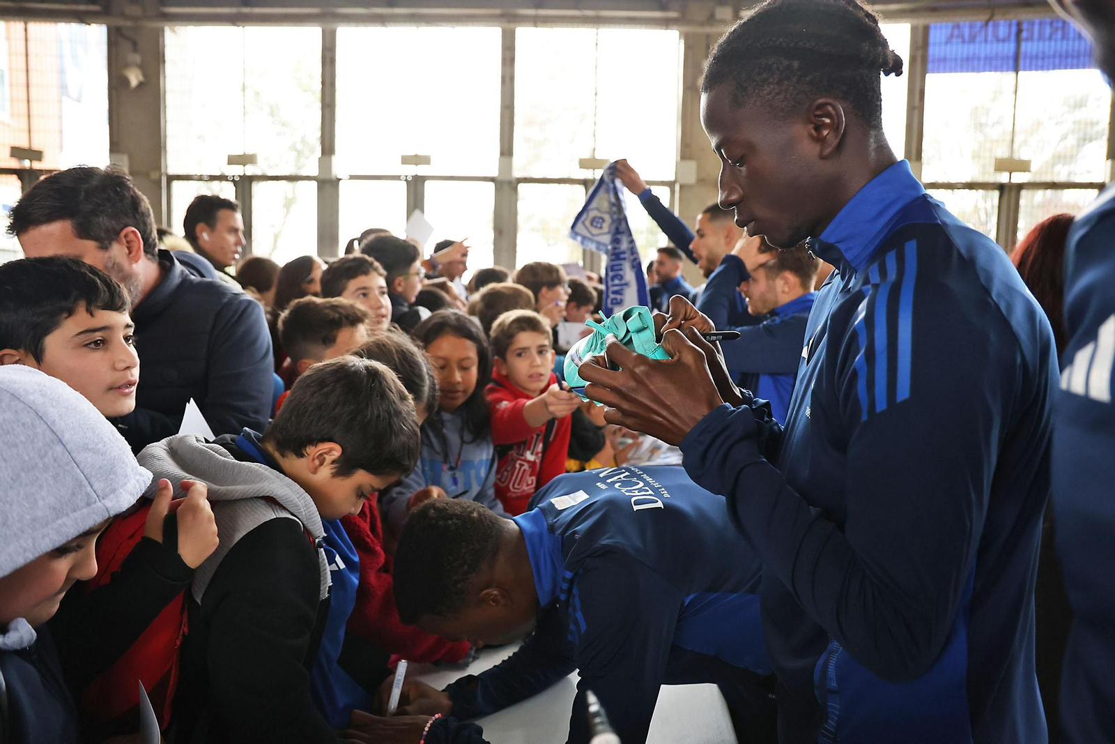 Imágenes de los mas pequeños en el entrenamiento del Recreativo de Huelva