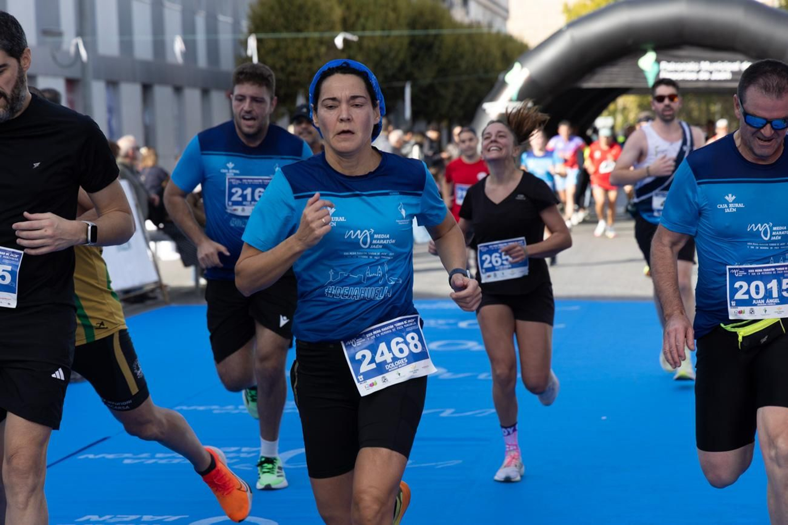 En imágenes: multitudinaria e histórica XXIX Media Maratón 'Ciudad de Jaén' y 10k en memoria de Paco Manzaneda