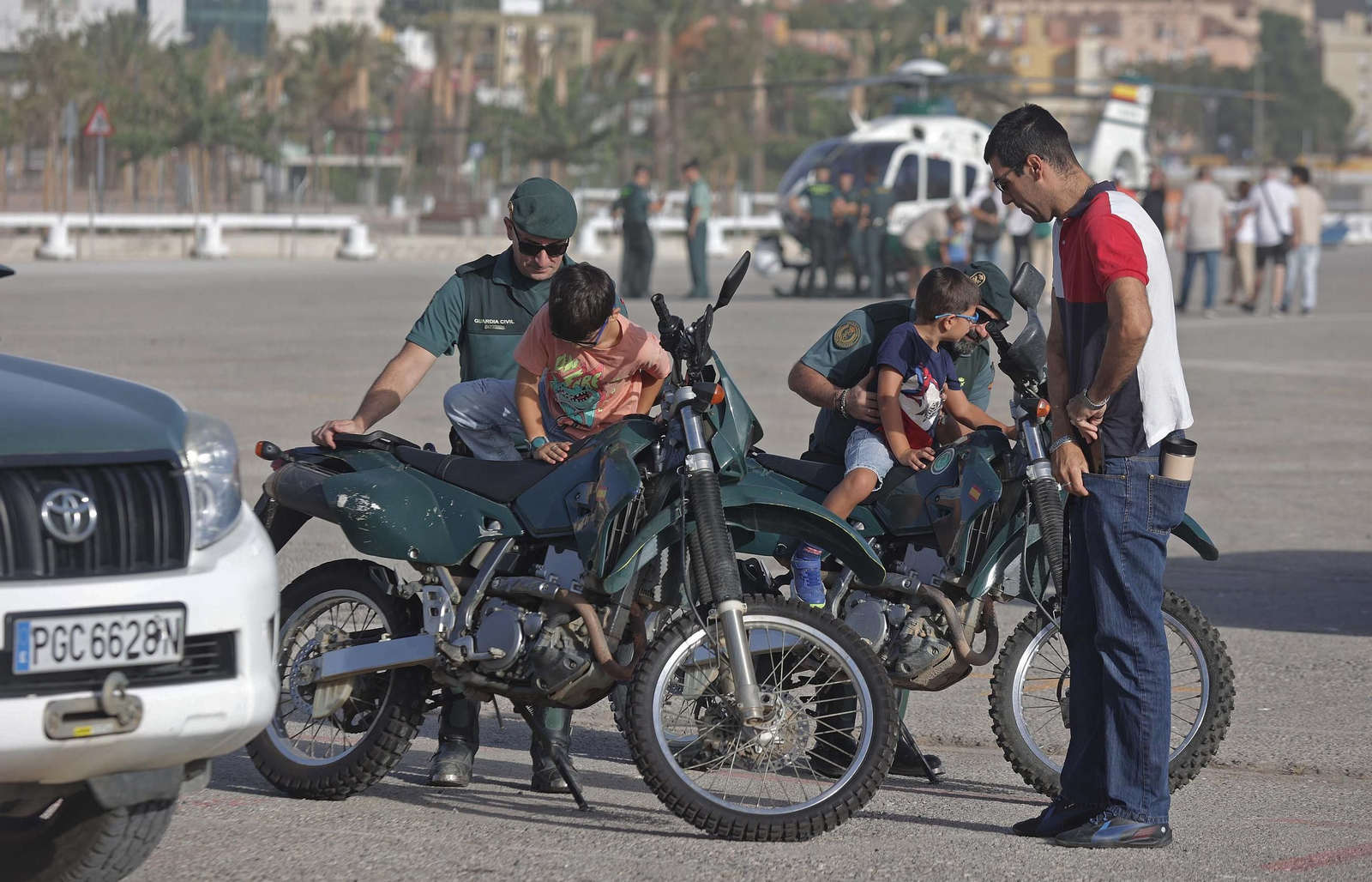 Fotos de la exposición de medios de la Guardia Civil en Algeciras