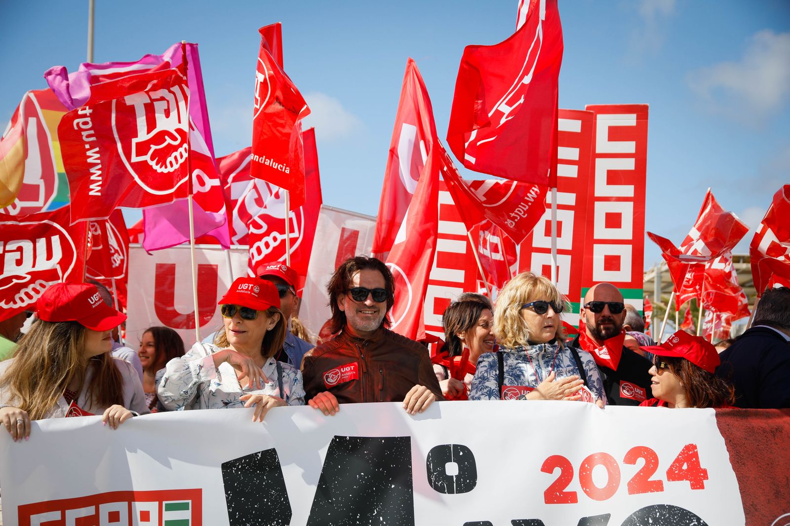 Las imágenes de la manifestación del Día del Trabajador en Almería