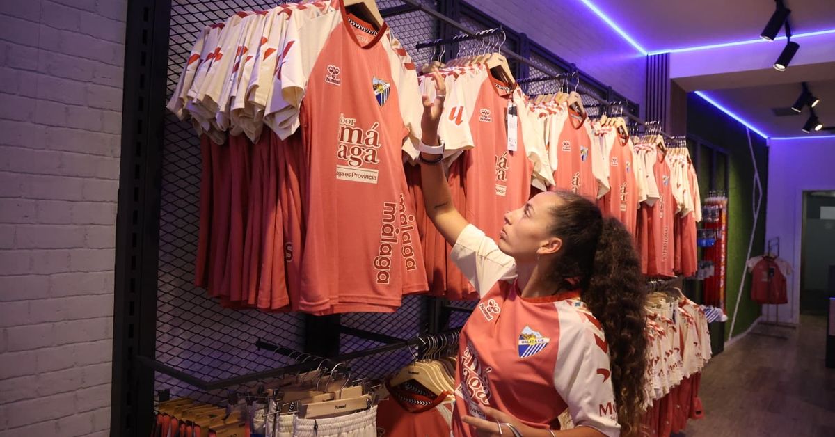 Segunda camiseta del Málaga CF 2026/27: Qué simboliza y cómo comprarla