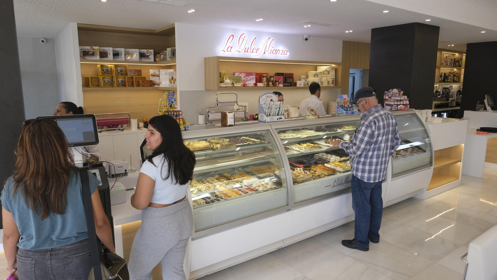 La Dulce Alianza se expande y aterriza en Aguadulce, en imágenes