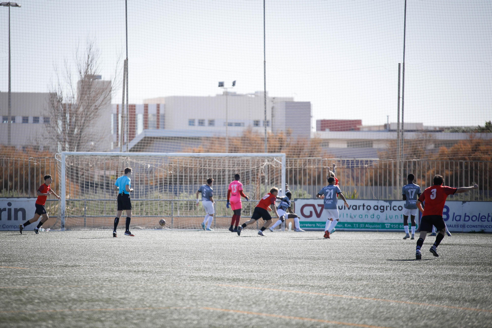 Imágenes del partido entre la Cañada y el Sporting Atlético