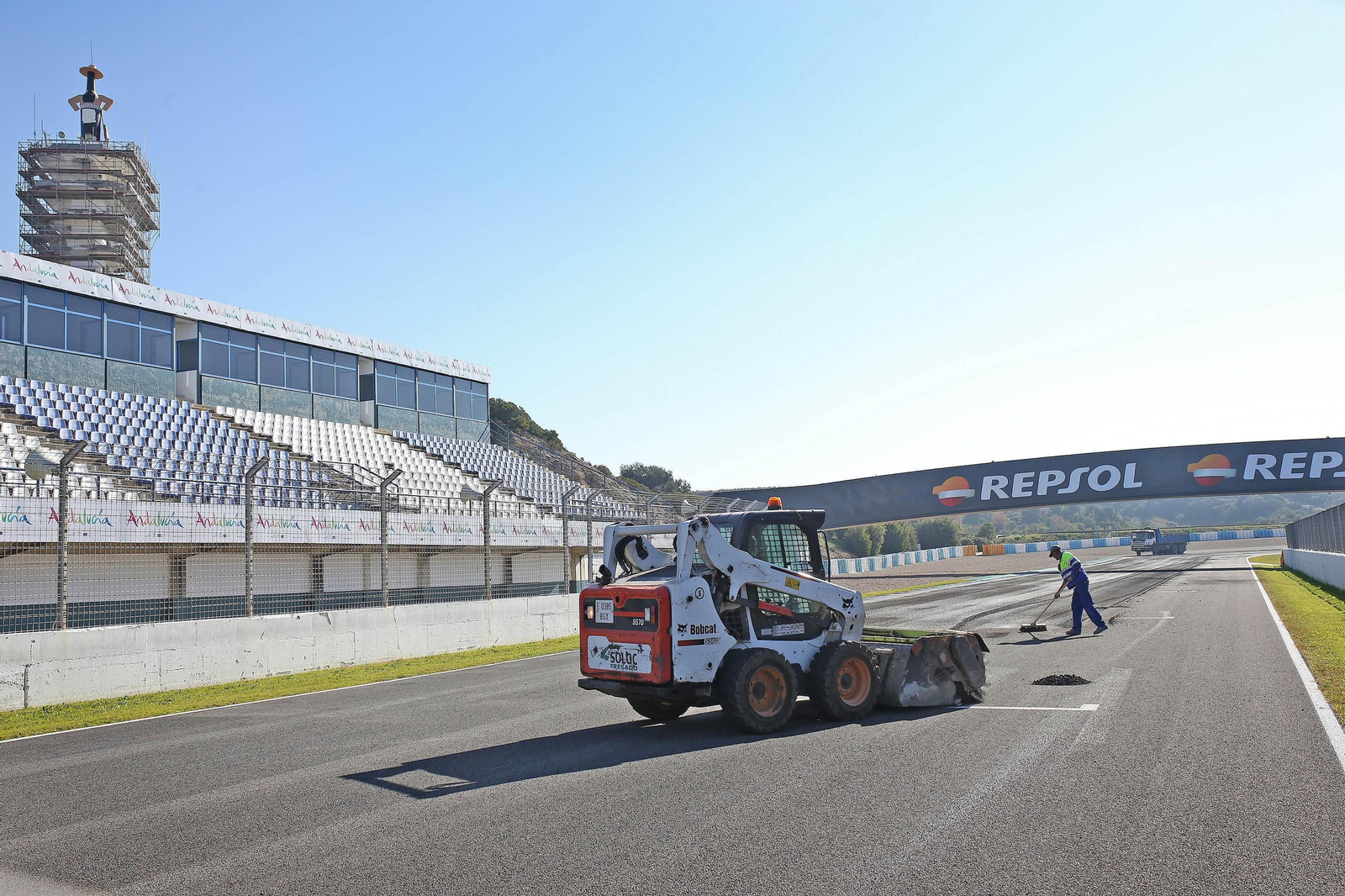 Comienza el reasfaltado del circuito de velocidad de Jerez
