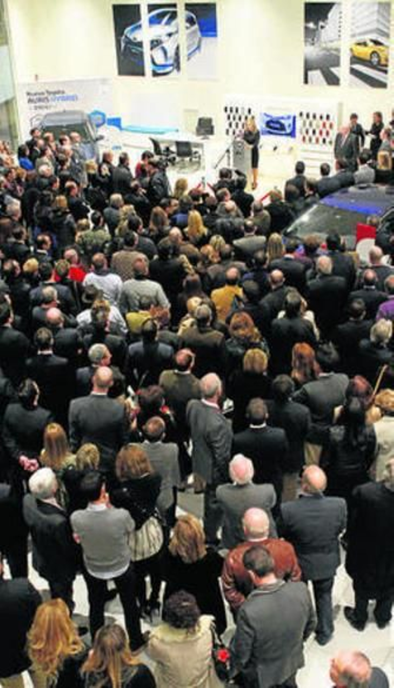 Ambiente del acto de inauguración.
