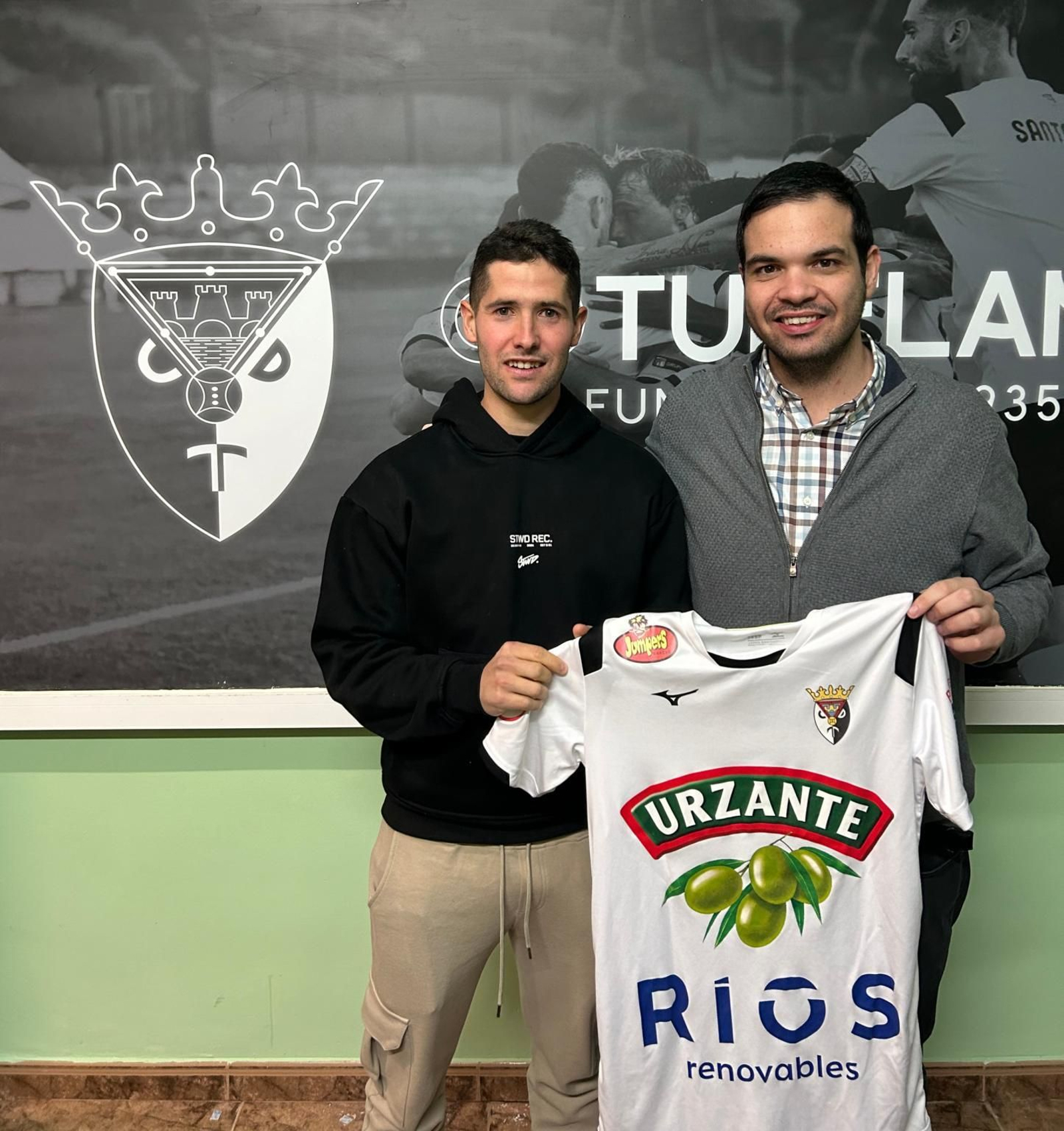 Iker Amorrortu, presentado por el Tudelano.