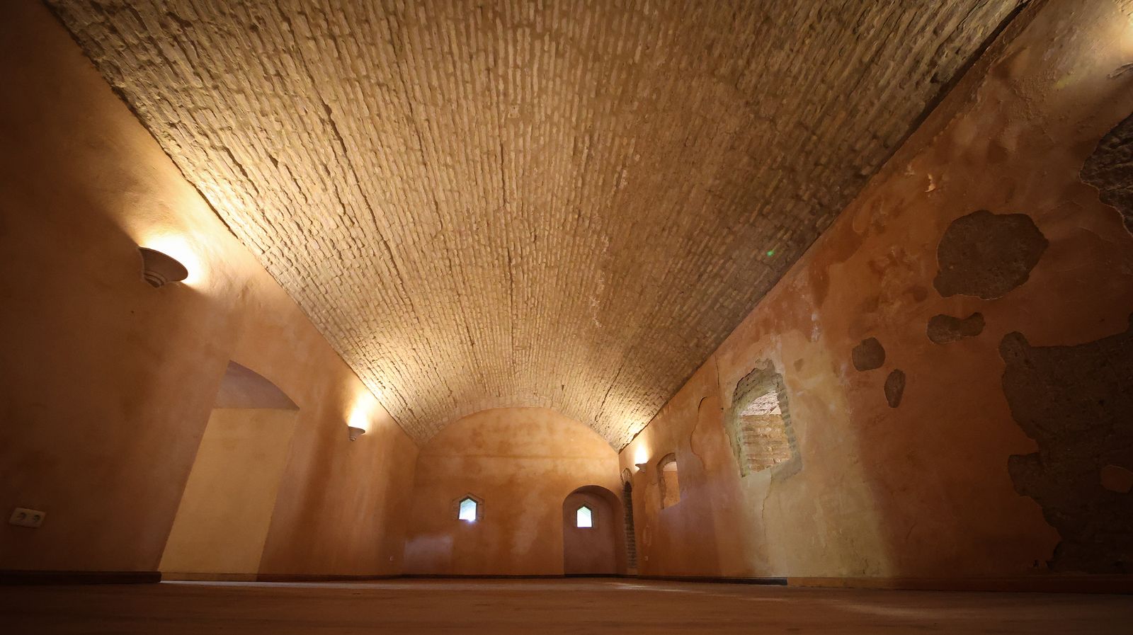 Así es por dentro y por fuera la Torre de Ponce de León en el Alcázar de Jerez