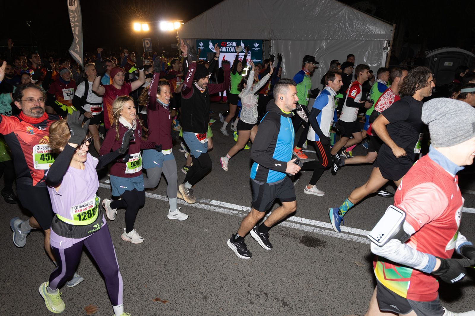 Encuéntrate en la salida de la Carrera de San Antón 2026 (1), en imágenes