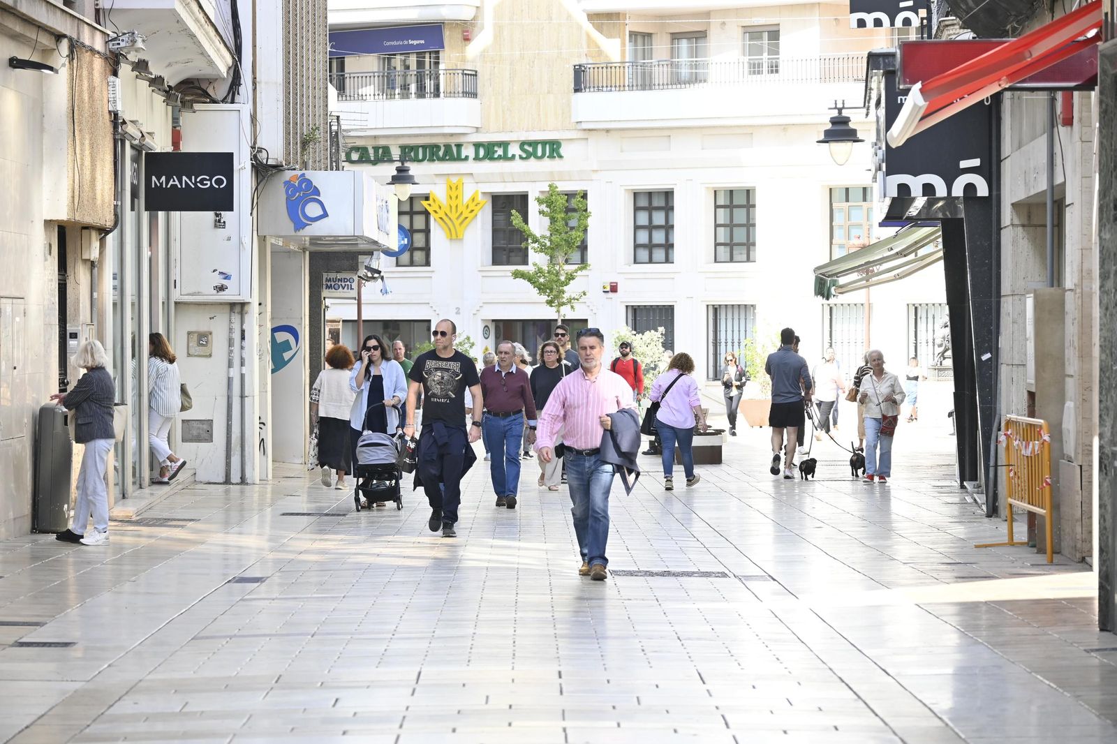 Imágenes de ambiente del jueves 24 de octubre en Huelva