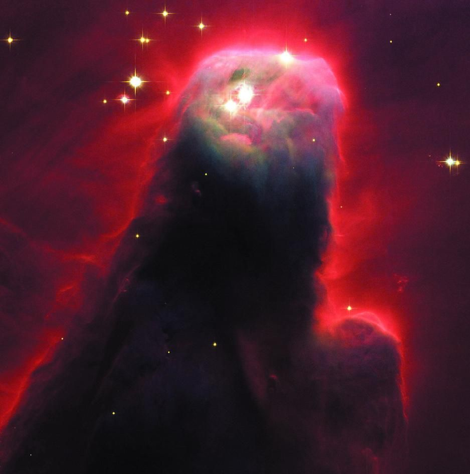 Espectacular imagen de la Nebulosa del Cono. Se aprecian las columnas de gas y polvo.