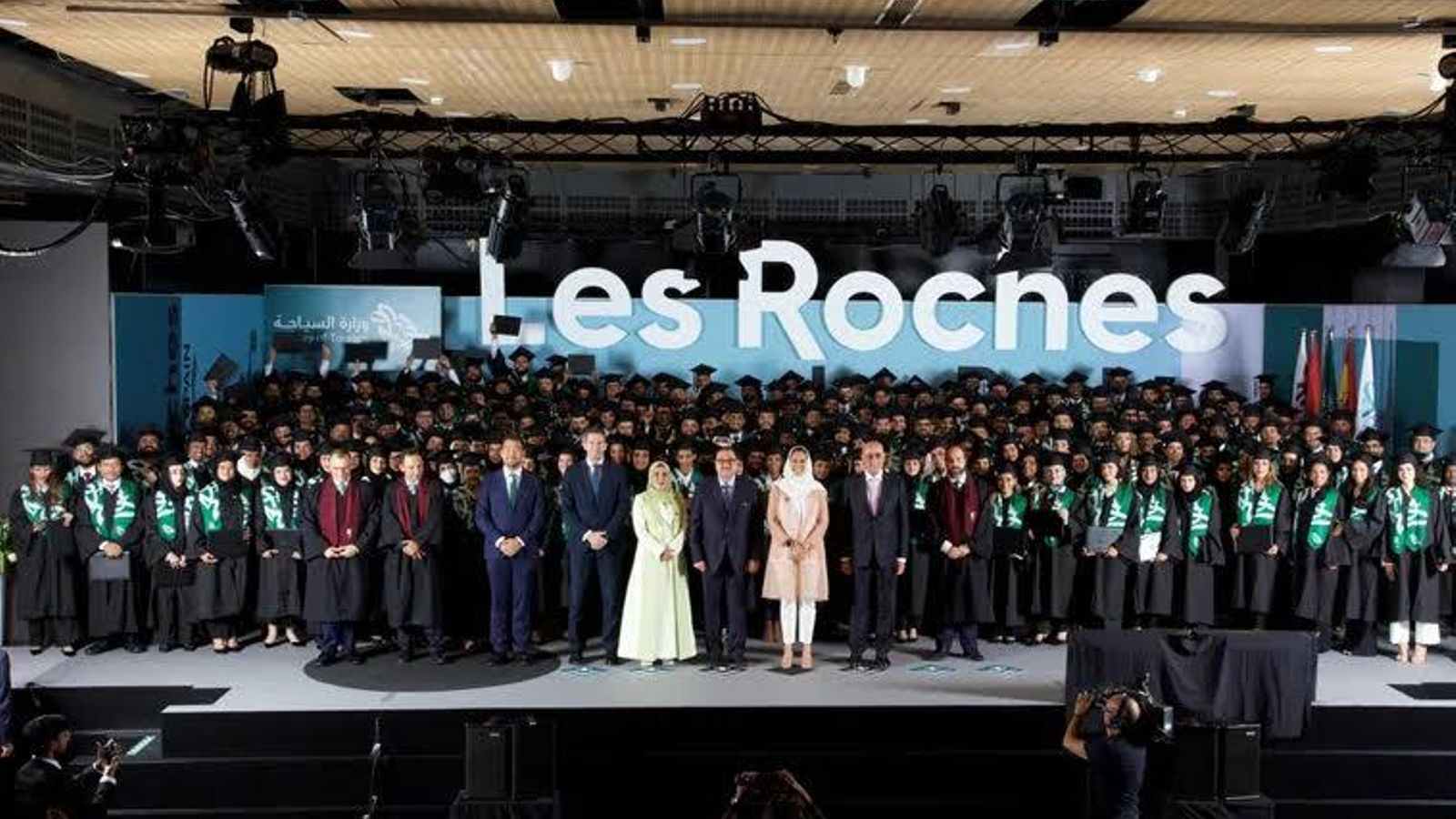 Graduación de alumnos de Arabia Saudí en Marbella.