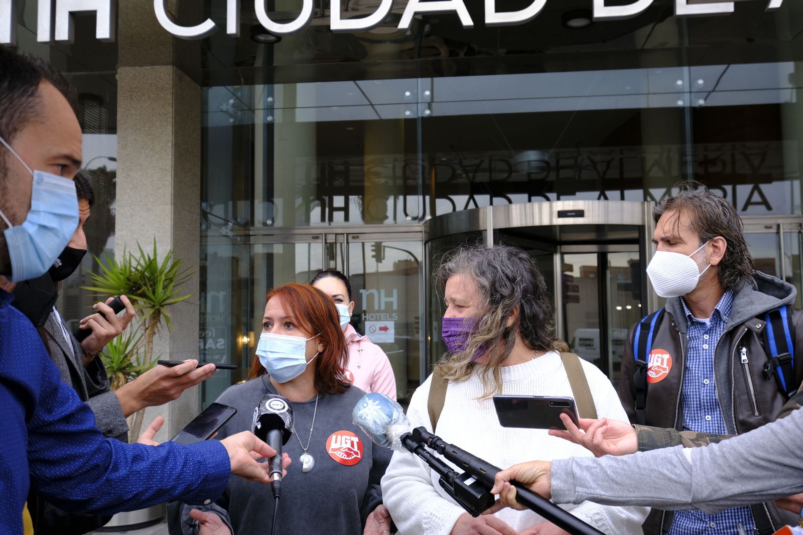 La secretaria general de UGT, Carmen Vidal, estará vigilante a la negociación, que también sigue UGT Andalucía.