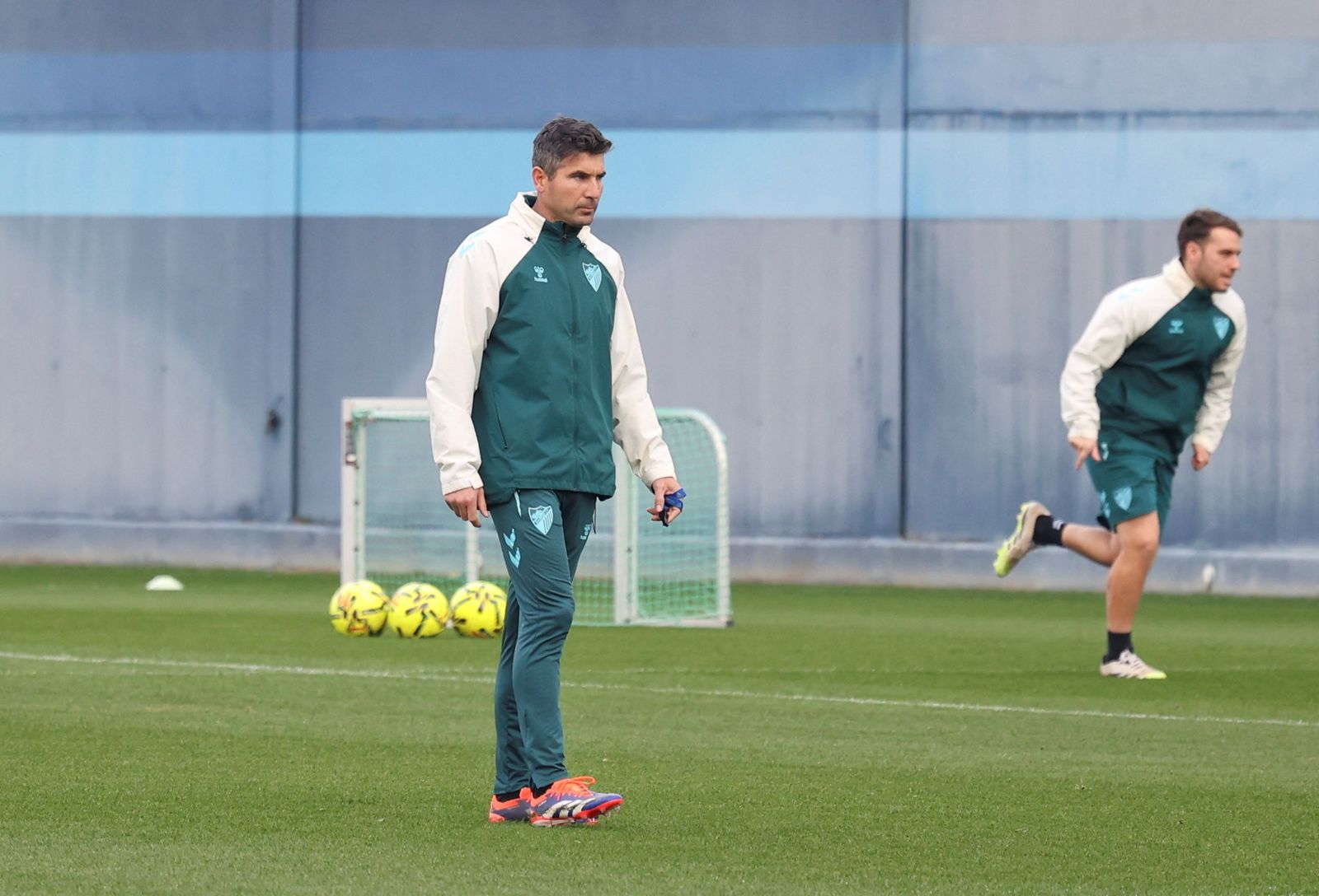 El Málaga CF vuelve al tajo sin Lobete en una semana eterna