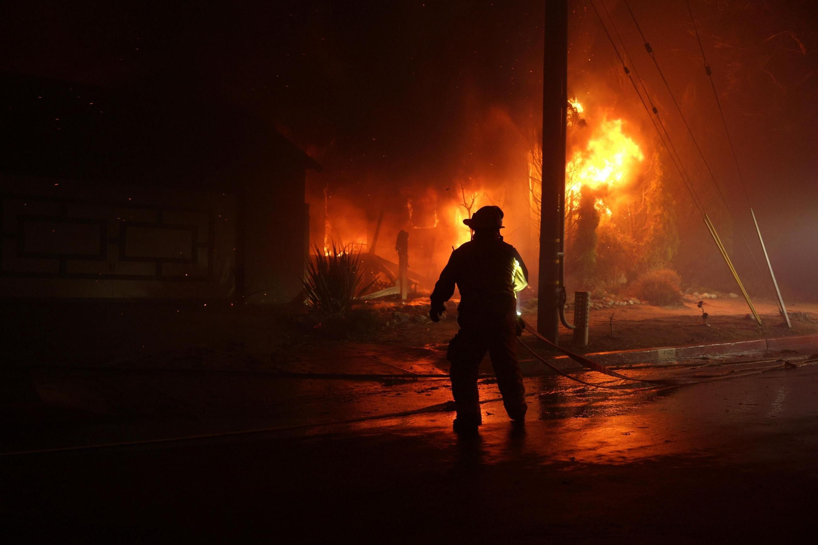 Las impactantes imágenes de los incendios de California
