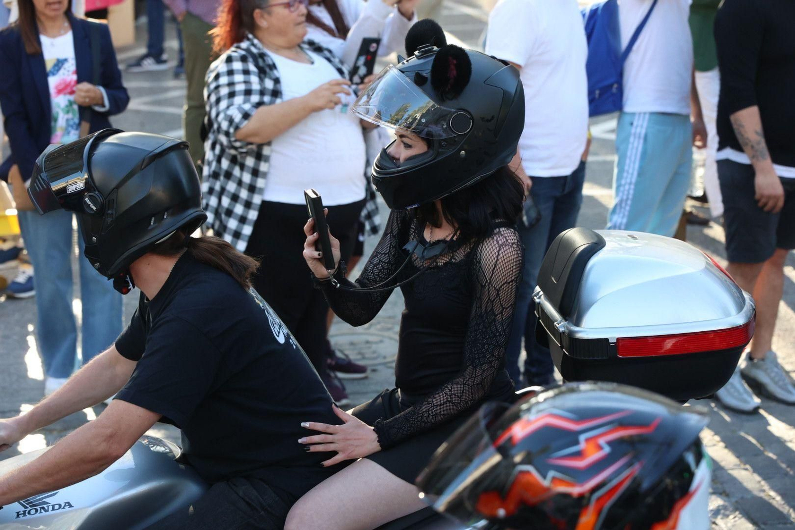 Jerez disfruta ya del ambiente del Gran Premio de MotoGP con la Gran Caravana Motera