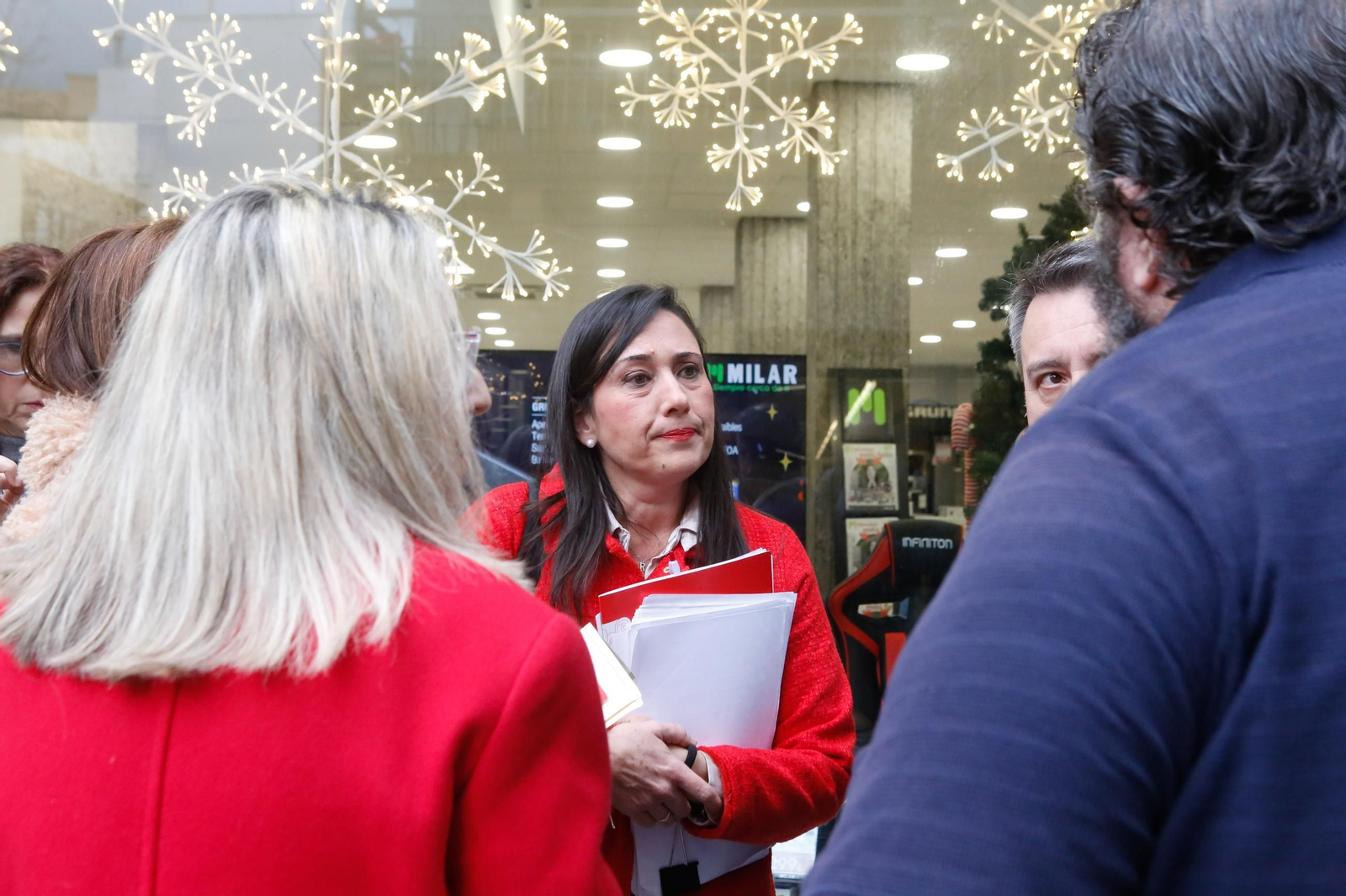 Fotos del Pleno del Ayuntamiento de Algeciras con el plantón de la oposición al alcalde Landaluce