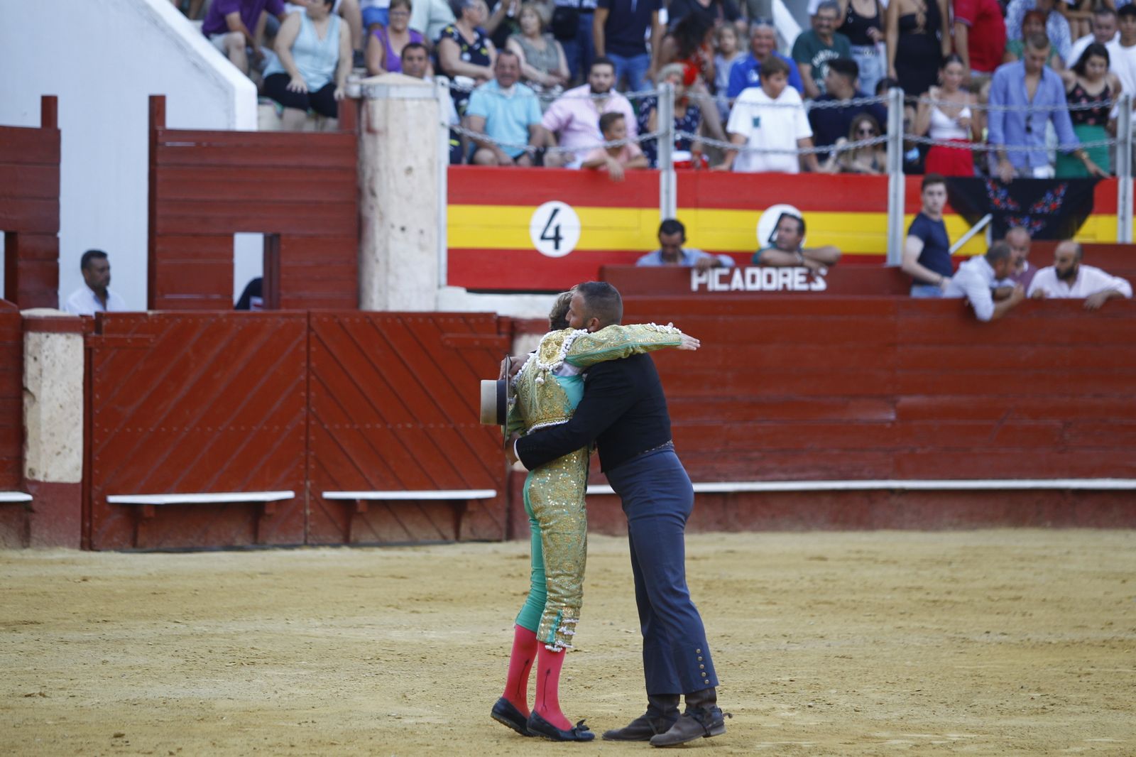 Imágenes de la novillada organizada por la Escuela Taurina de Almería