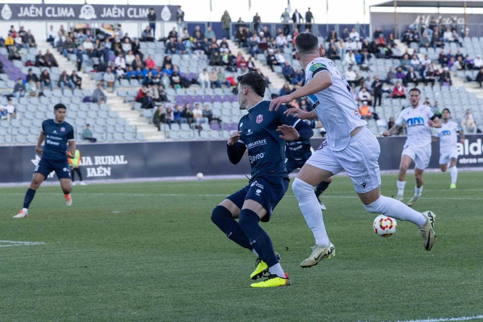 La remontada del Real Jaén al CD Torreperogil, en imágenes