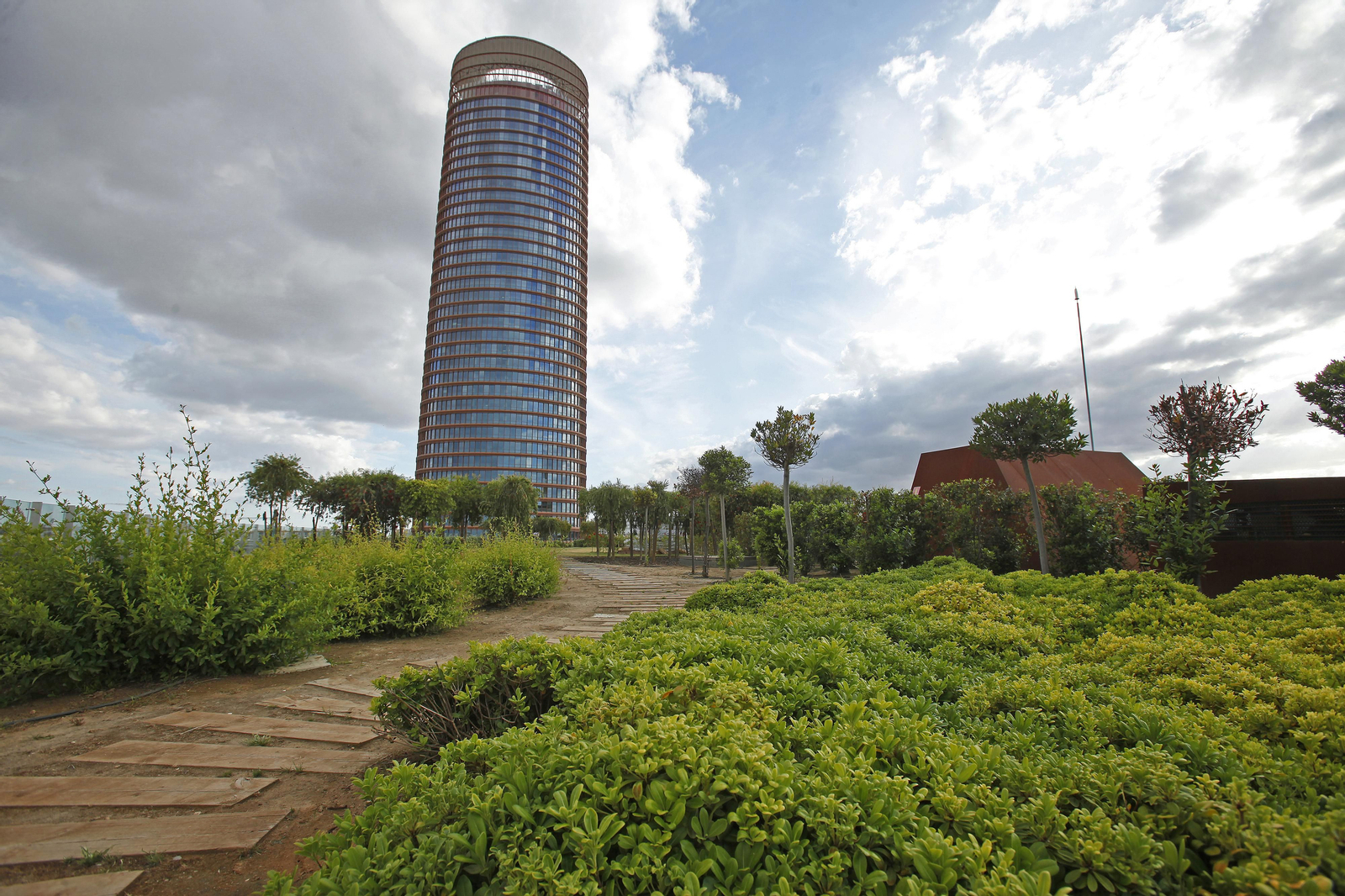 Las cubiertas vegetales del Centro Comercial Torre Sevilla